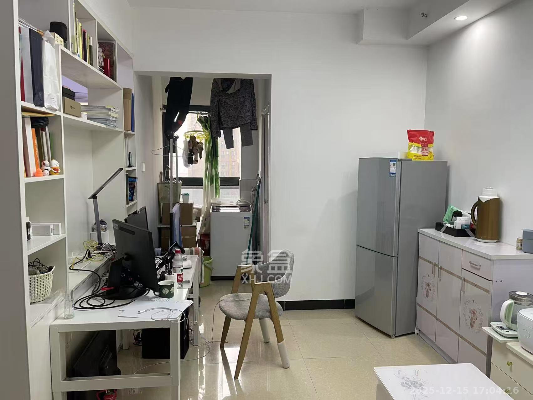 博林云栖  1室1厅1卫    1600.0元/月