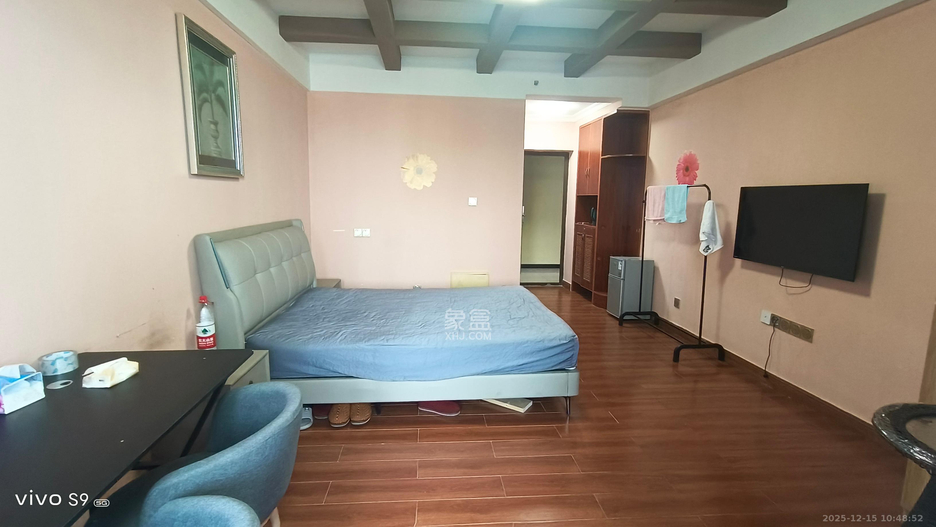 未来漫城  1室1厅1卫    1400.0元/月