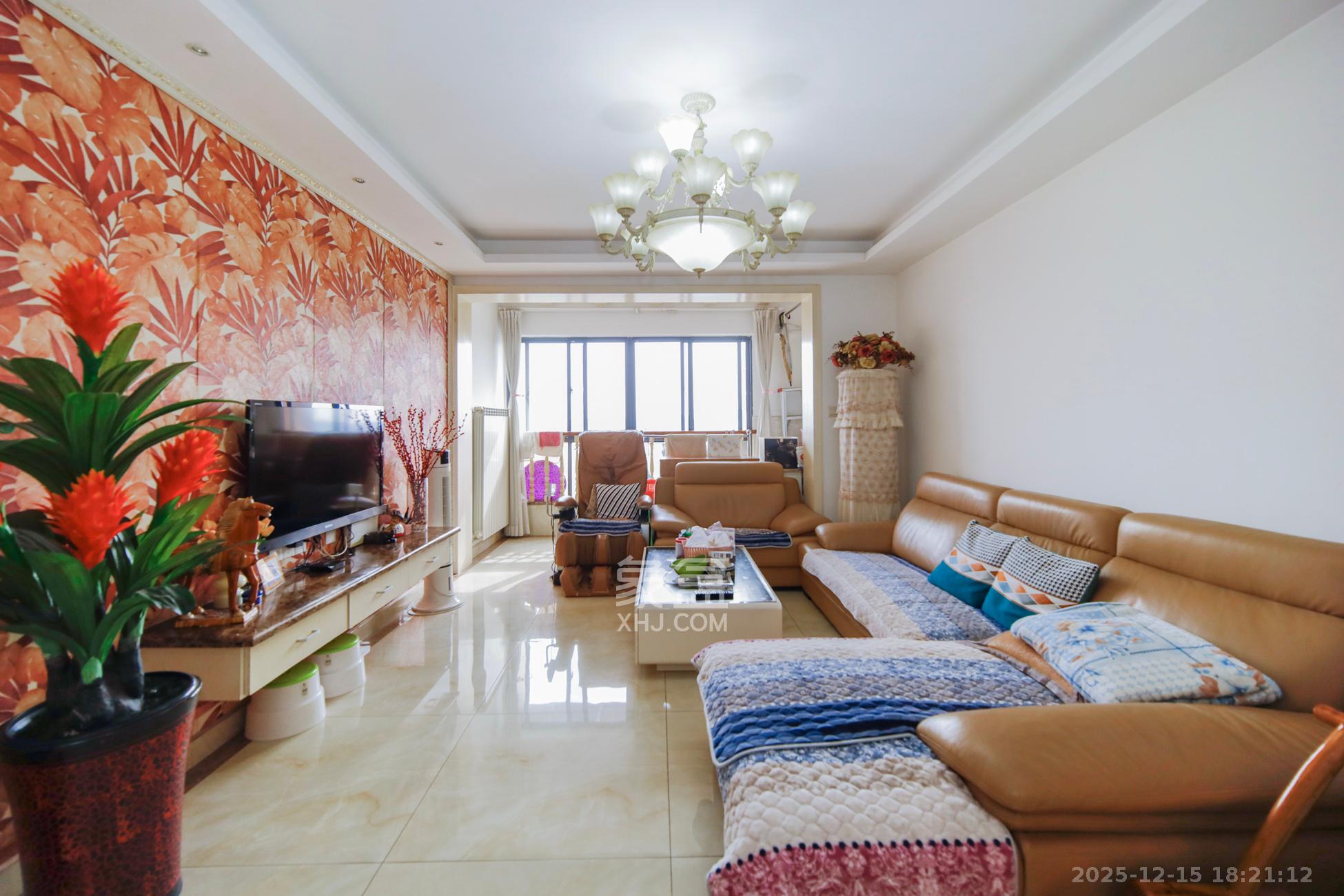 上海城小区  3室2厅2卫    89.8万