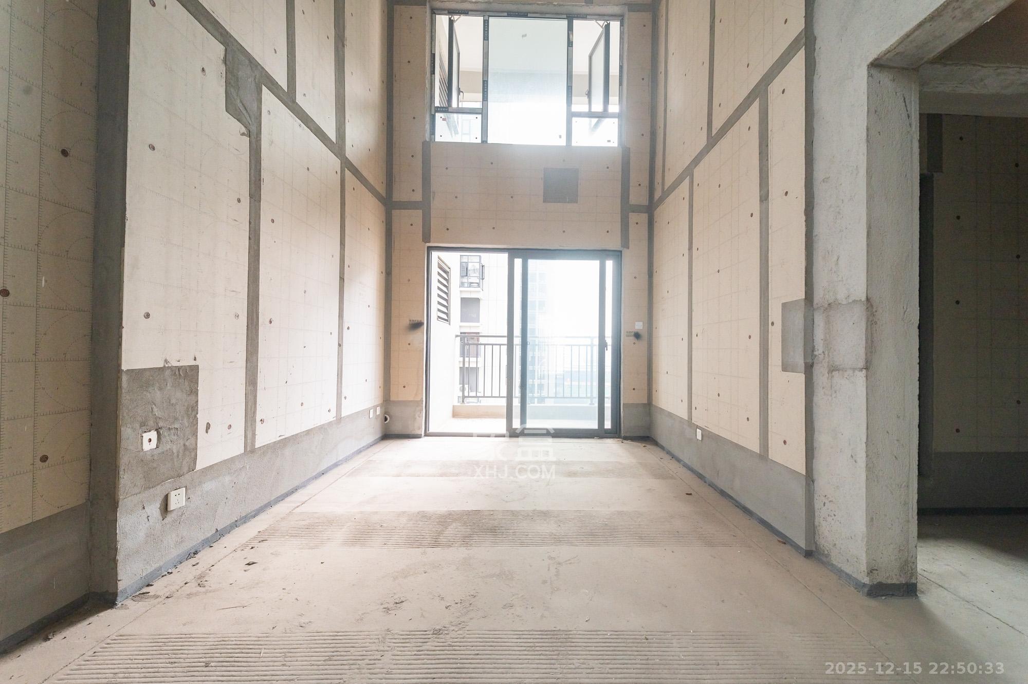 金辉优步星樾  3室2厅2卫    92.0万