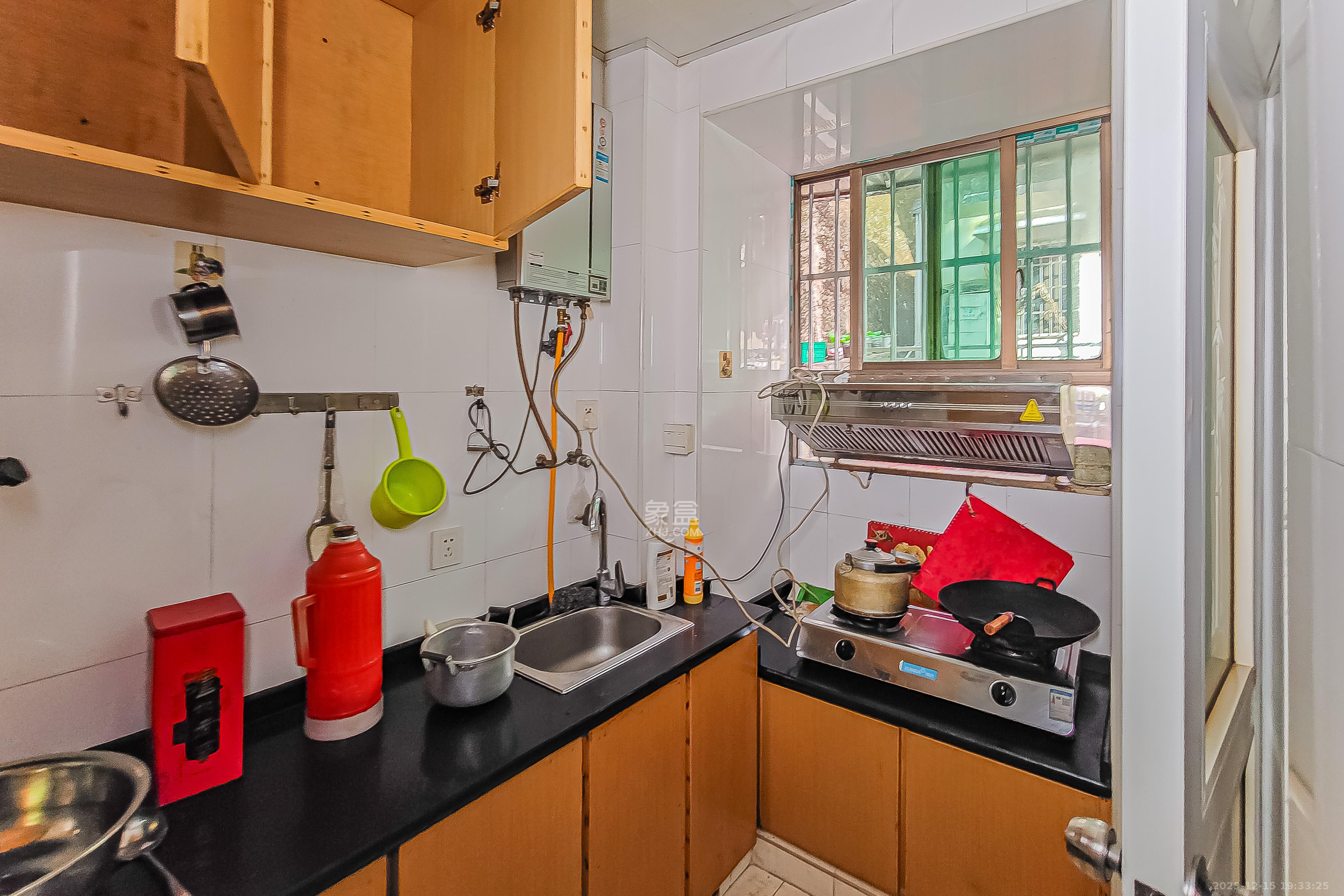 向东南社区 1室1厅1卫 30.0万 向东南社区 1室1厅1卫 30.0万厨房