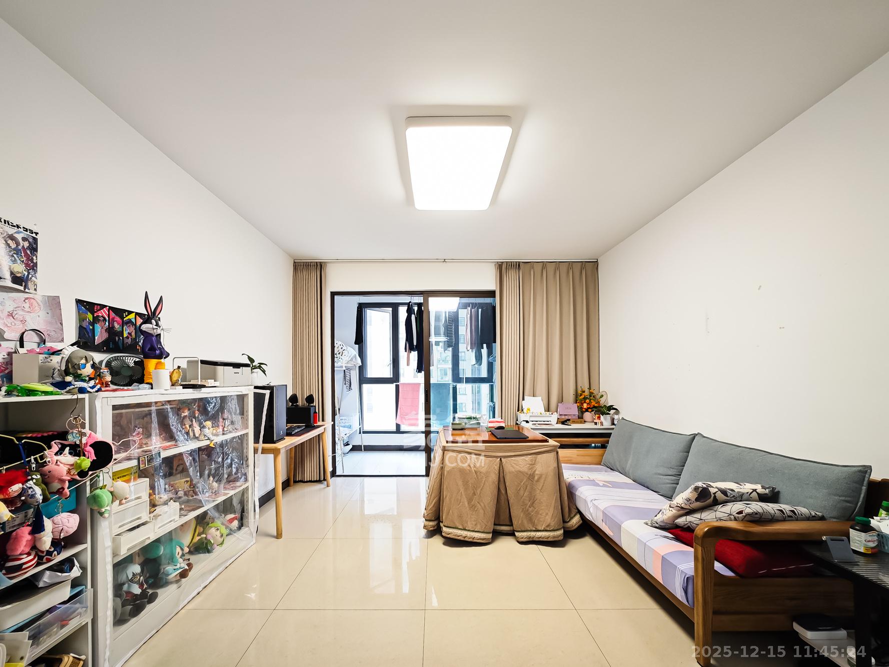 水映加州  2室2厅1卫    103.9万