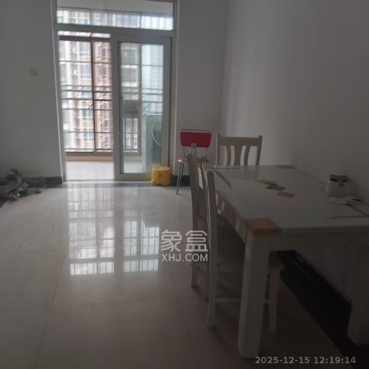 和馨园  1室0厅0卫    2400.0元/月