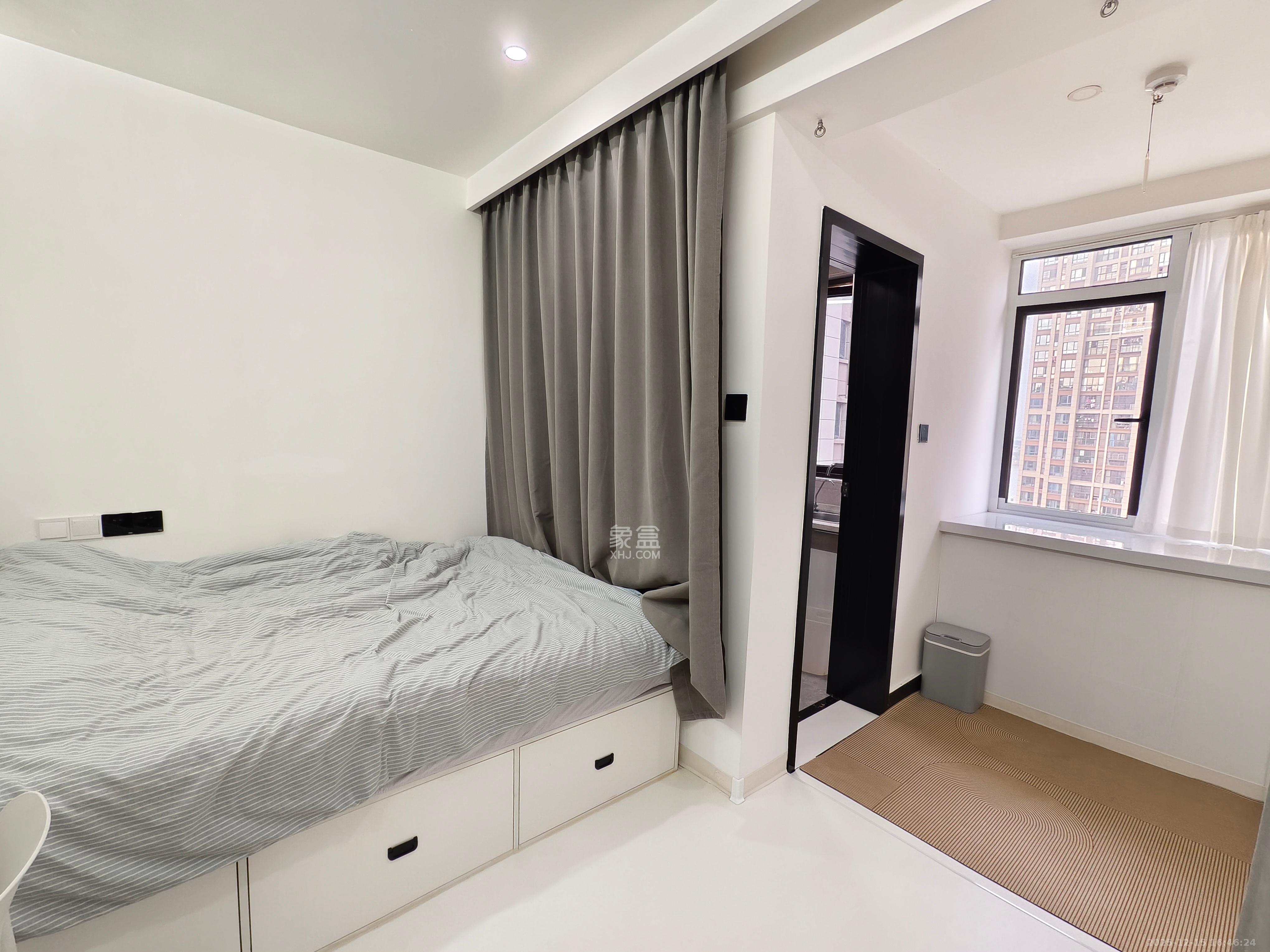 国泰九龙湾  1室1厅1卫    1500.0元/月室内图1