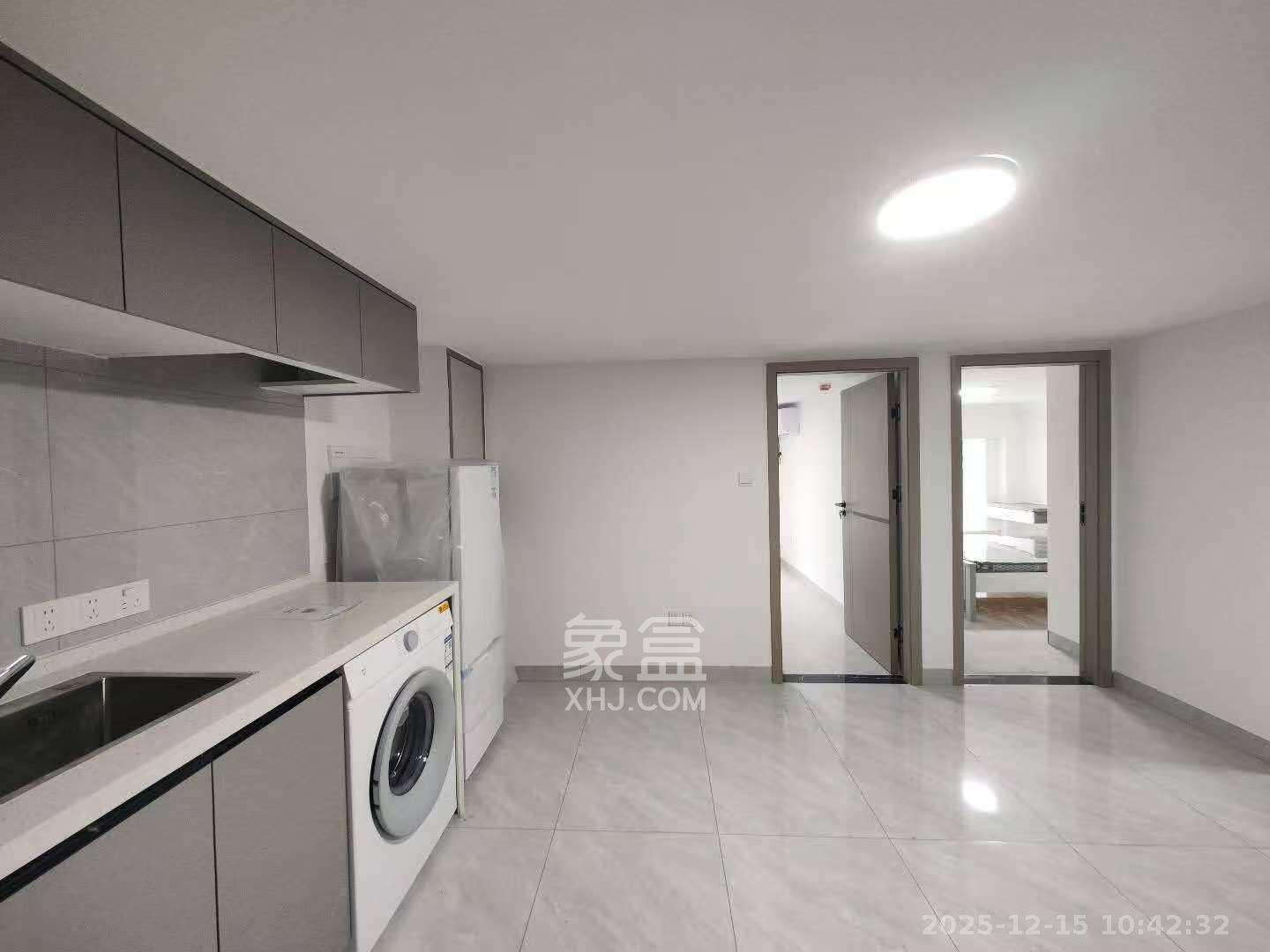 保利恒伟时光印象  2室1厅1卫    1700.0元/月