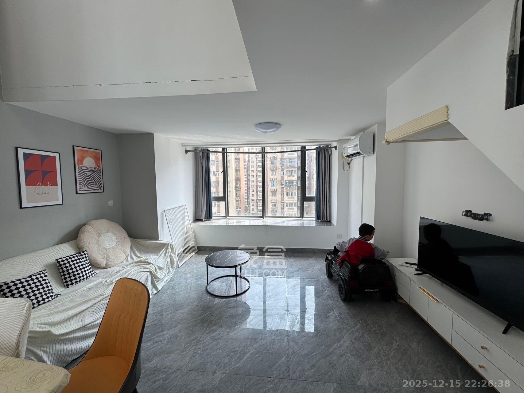 佳兆业云顶都汇  2室1厅1卫    2000.0元/月