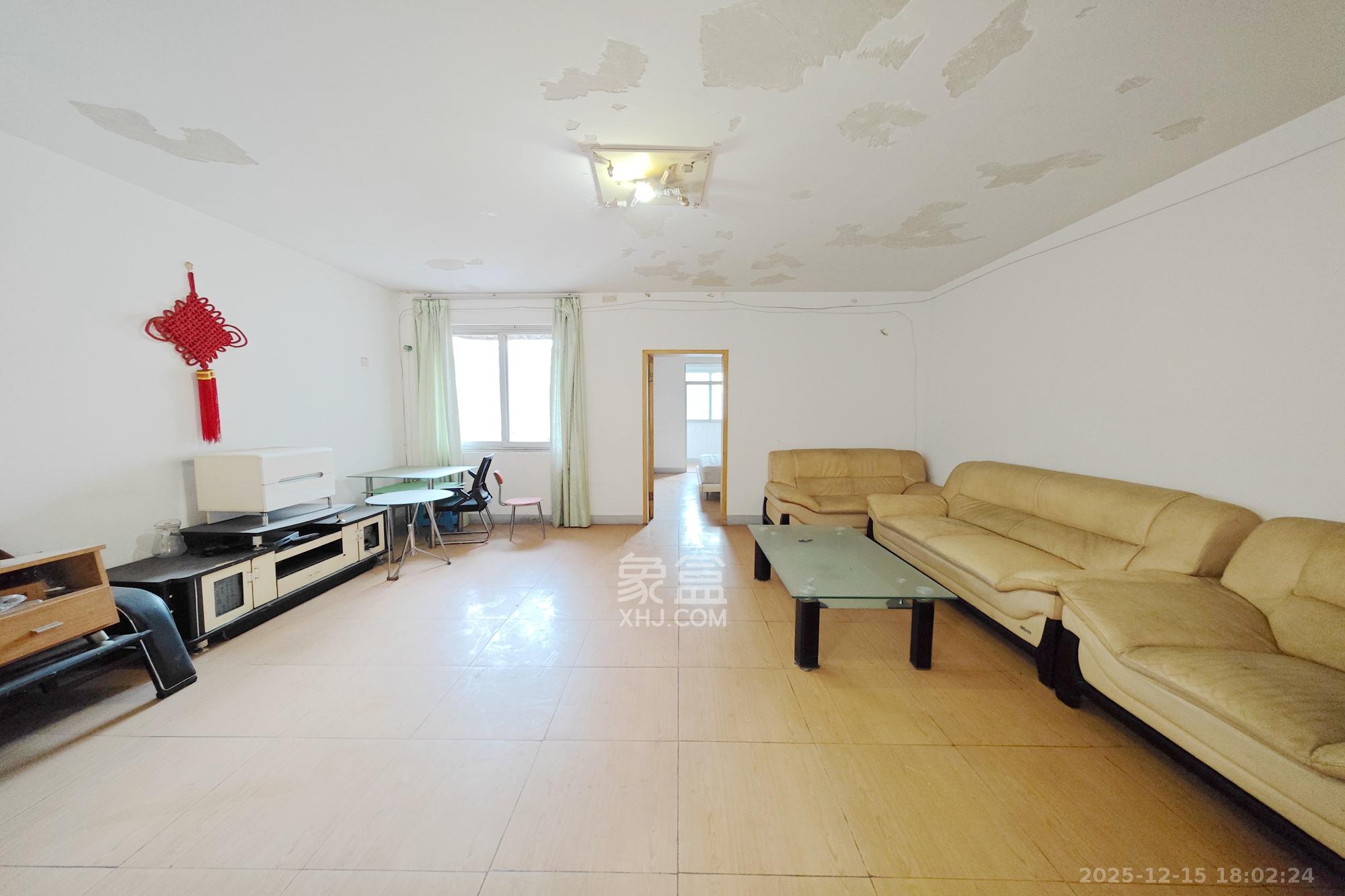 中意花苑  2室2厅1卫    40.0万