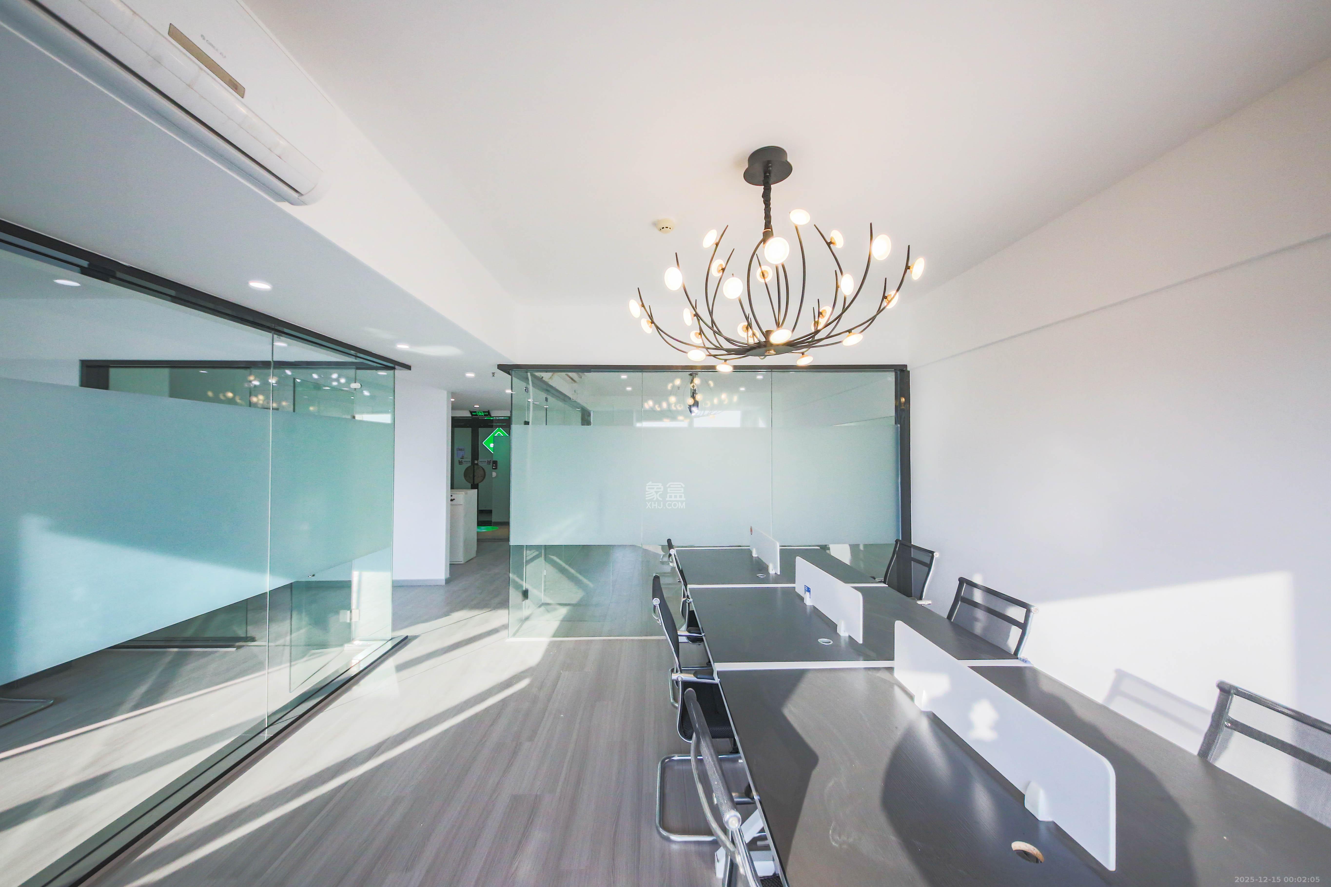 德思勤城市广场（宝格丽公寓）  3室1厅1卫    75.0万