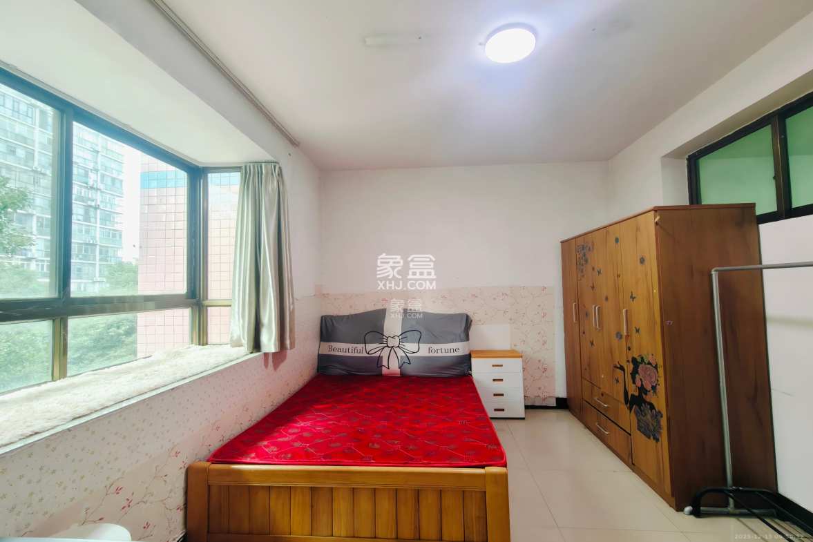 先福安置小区 1室1厅1卫 1000.0元/月 先福安置小区 1室1厅1卫 1000.0元/月室内图