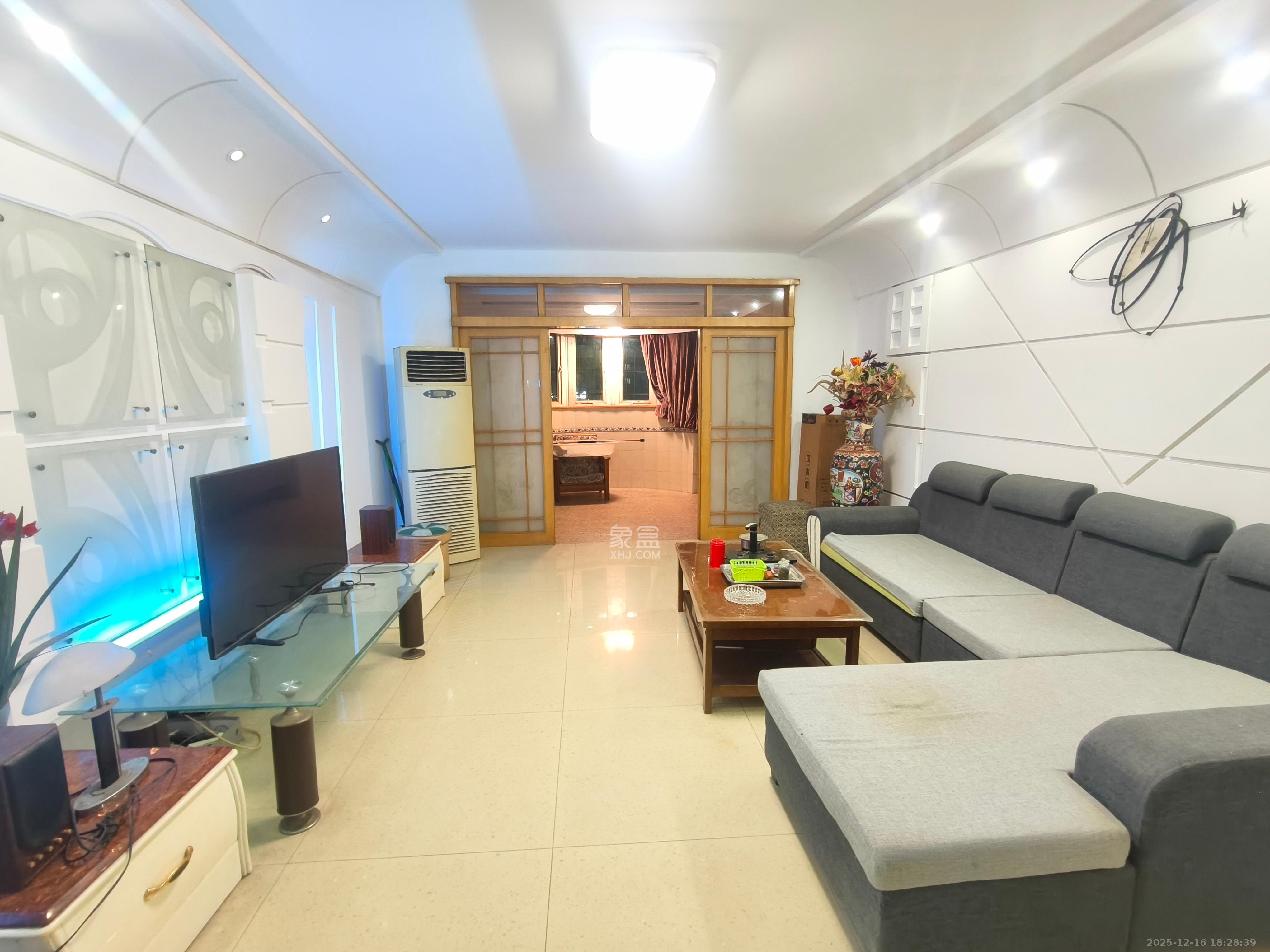 水月林公寓（建行宿舍）  3室2厅2卫    3500.0元/月