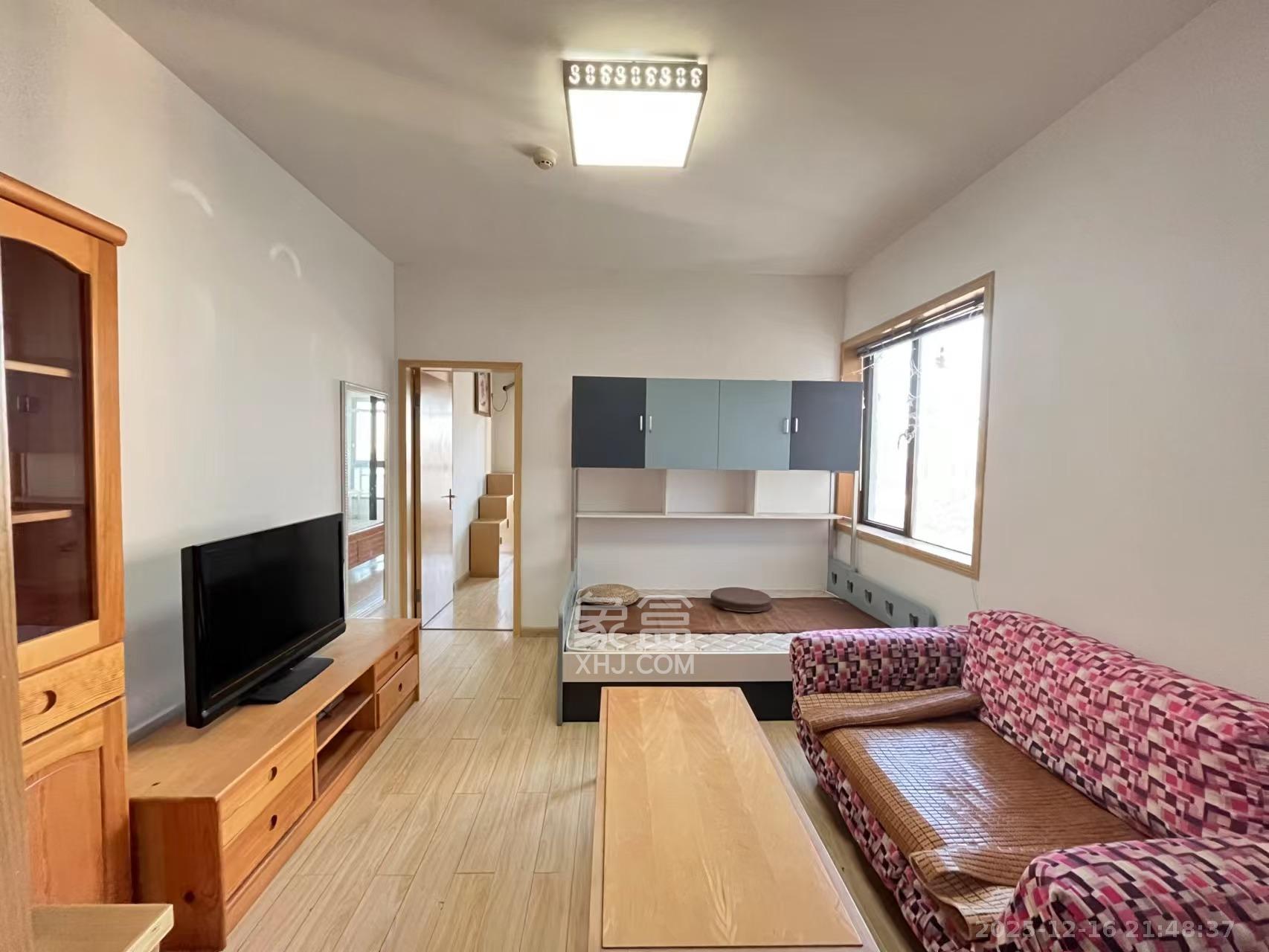 兰亭峰景  1室1厅1卫    1700.0元/月