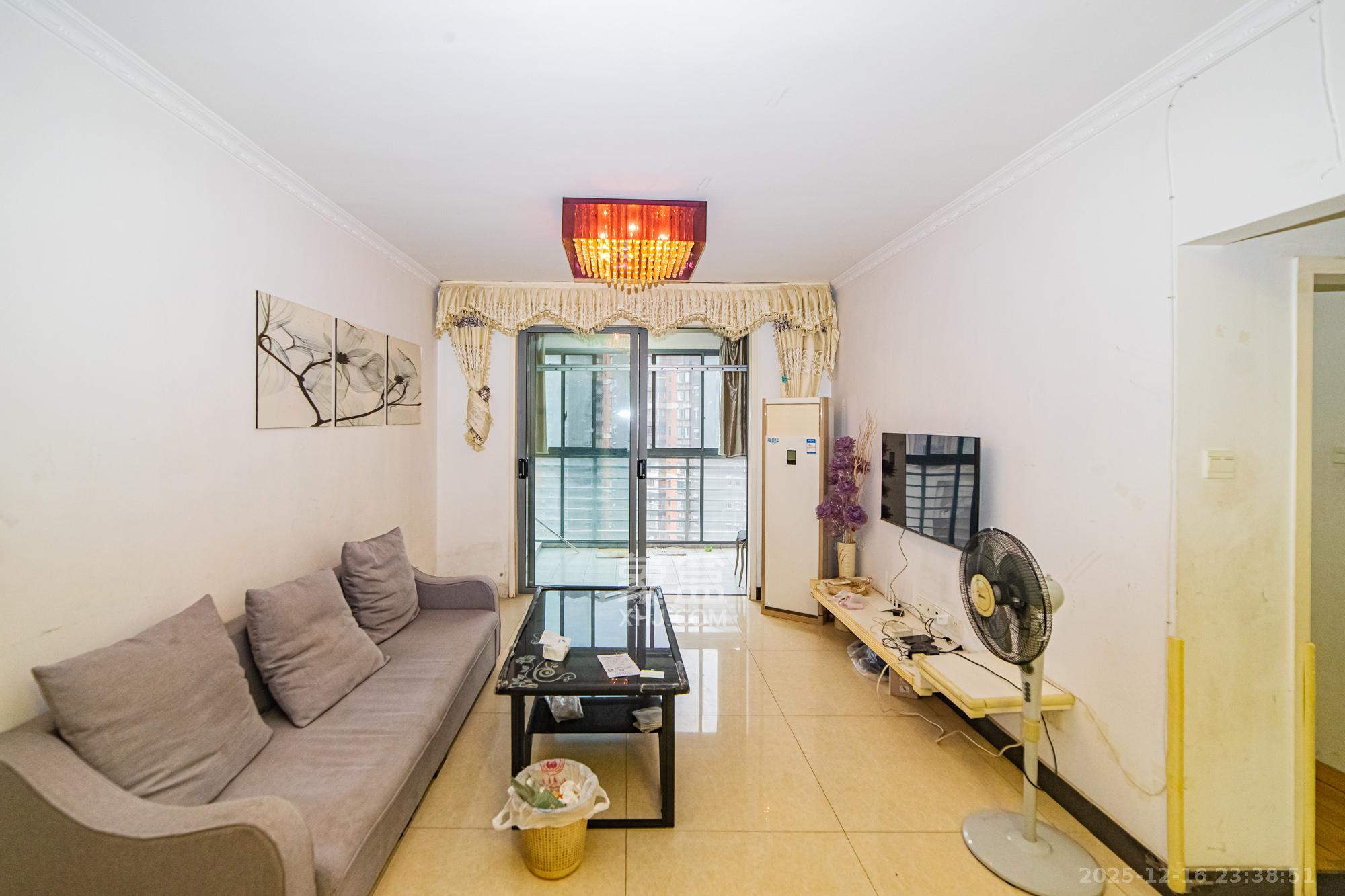 滨江君悦香邸  2室2厅1卫    69.8万