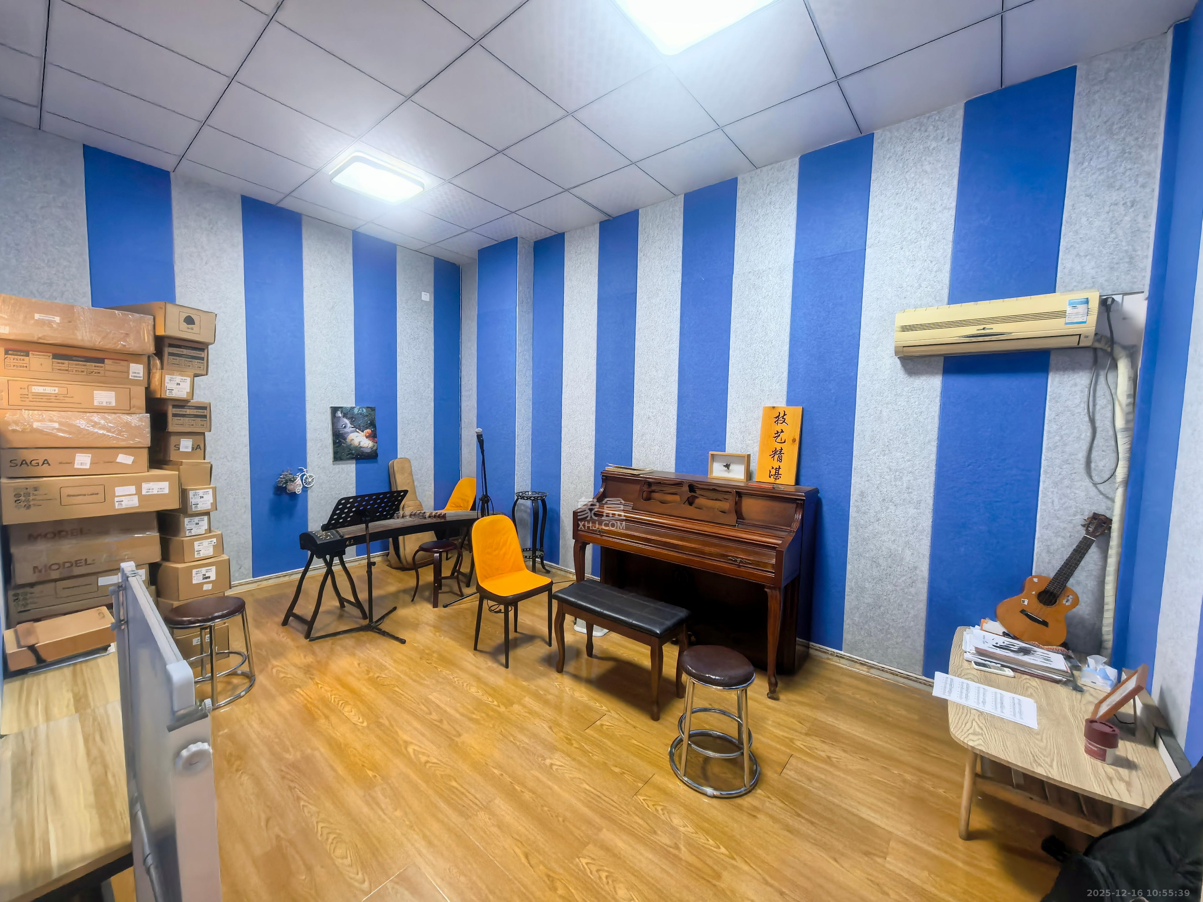 双盈卧龙湾   102.0㎡      6500.0元/月室内图