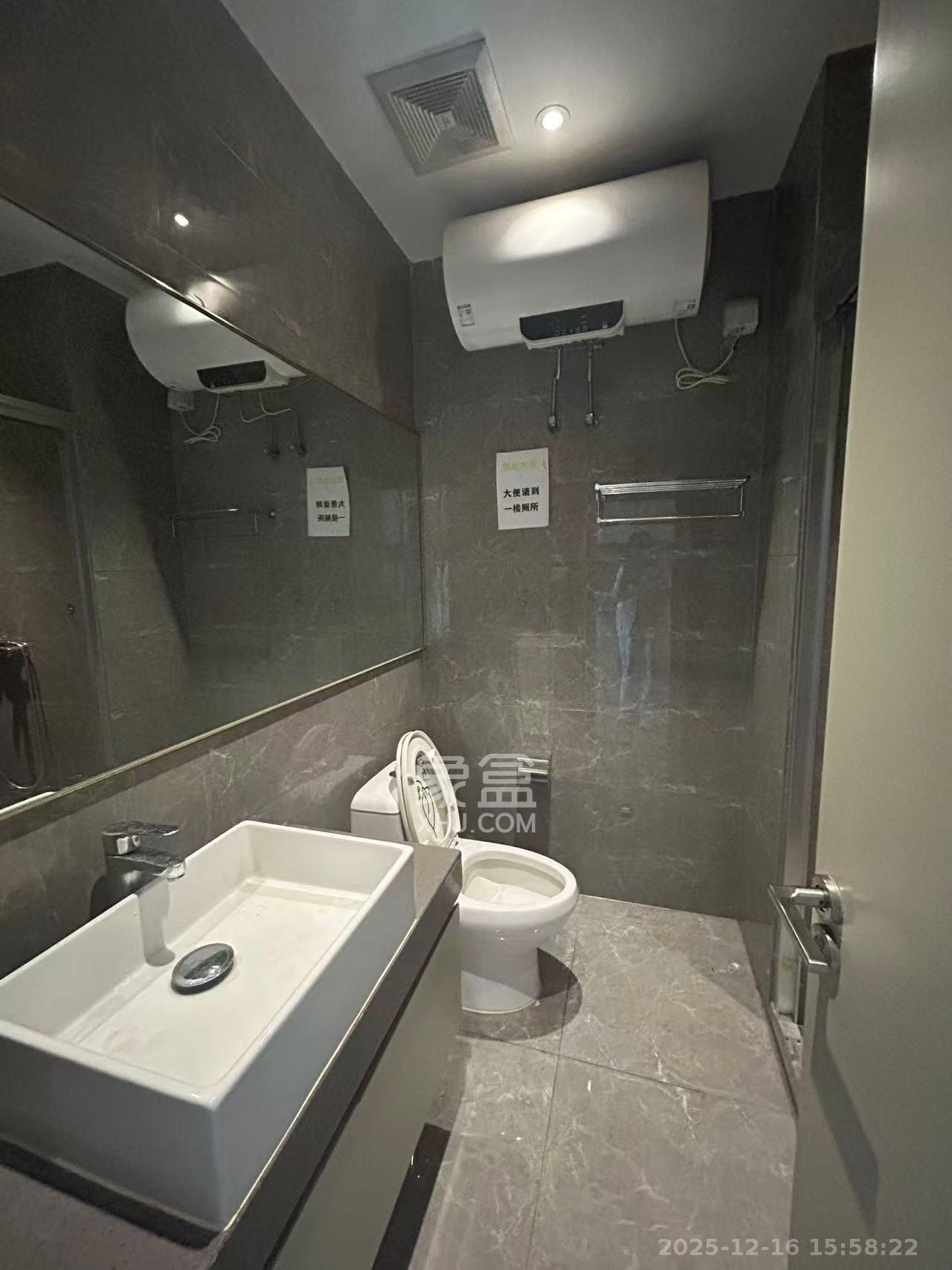 天祥水晶湾   58.67㎡      2500.0元/月室内图