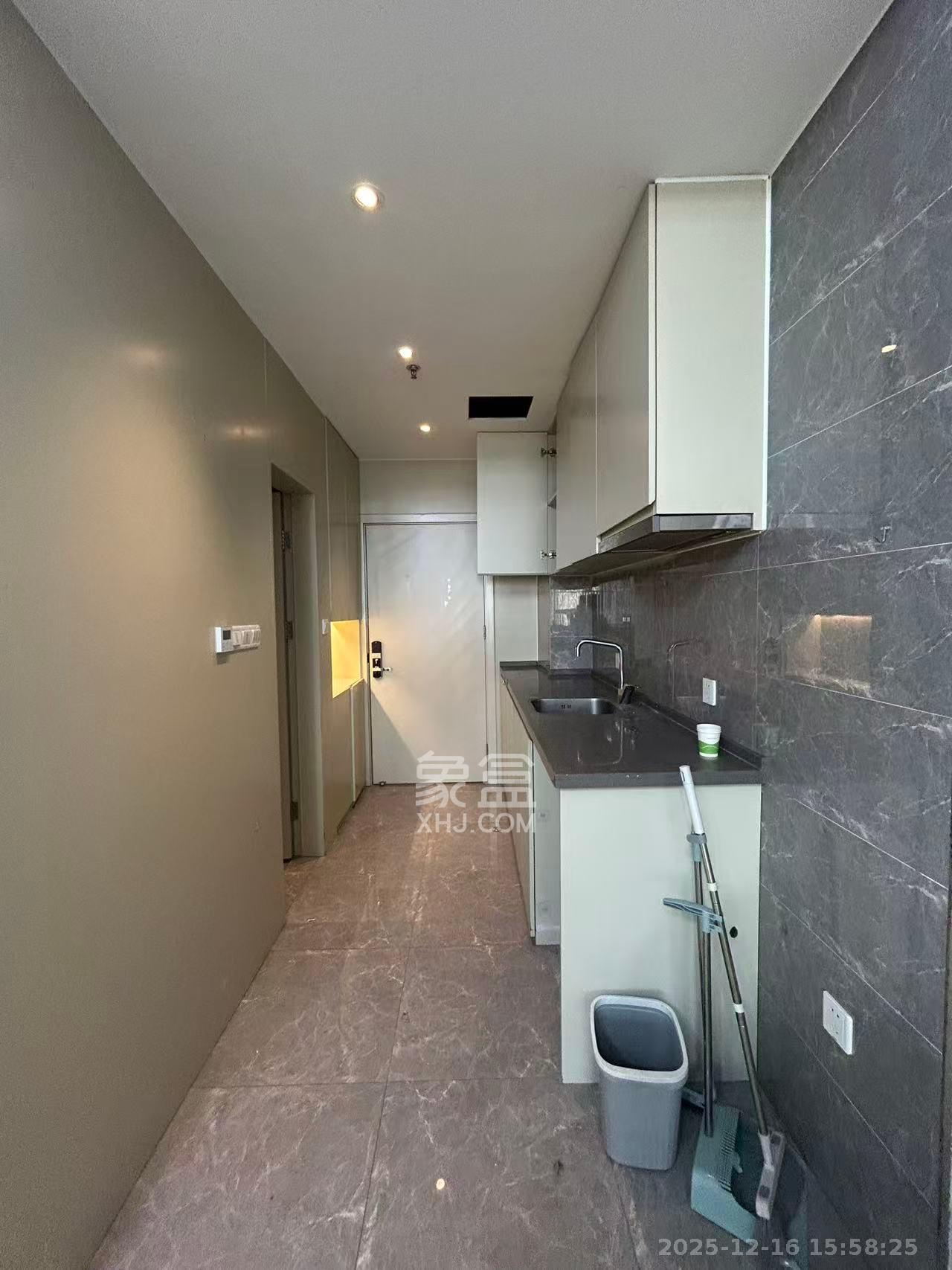 天祥水晶湾   58.67㎡      2500.0元/月室内图