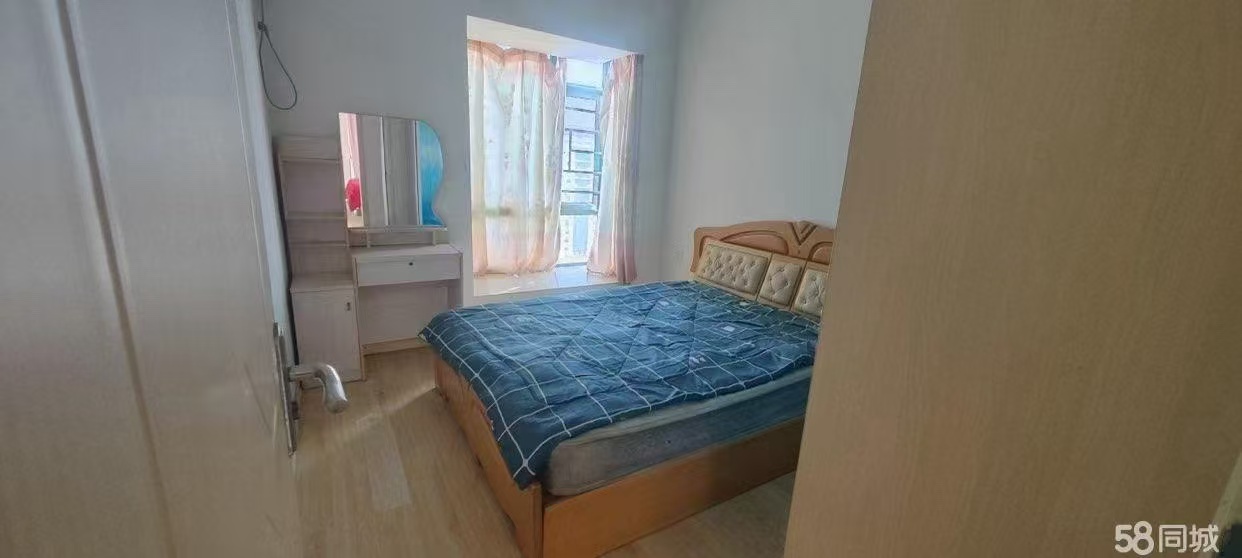 洋洲丽园  3室0厅0卫    1800.0元/月