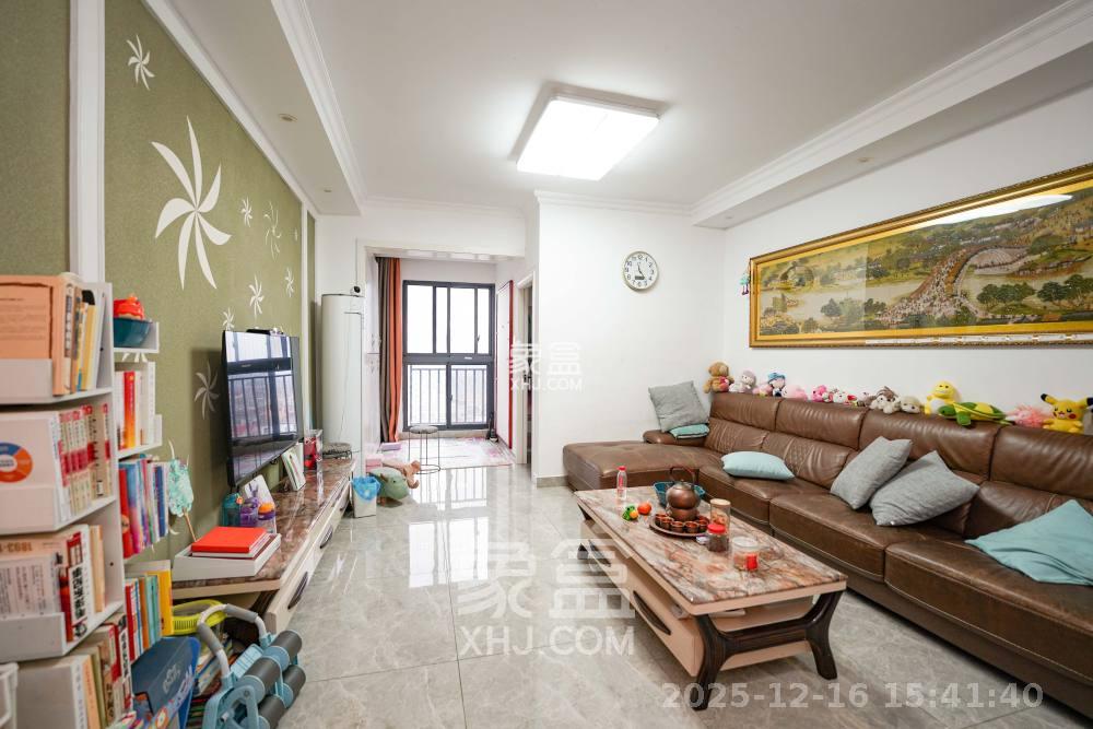 和美星城  3室2厅2卫    2200.0元/月