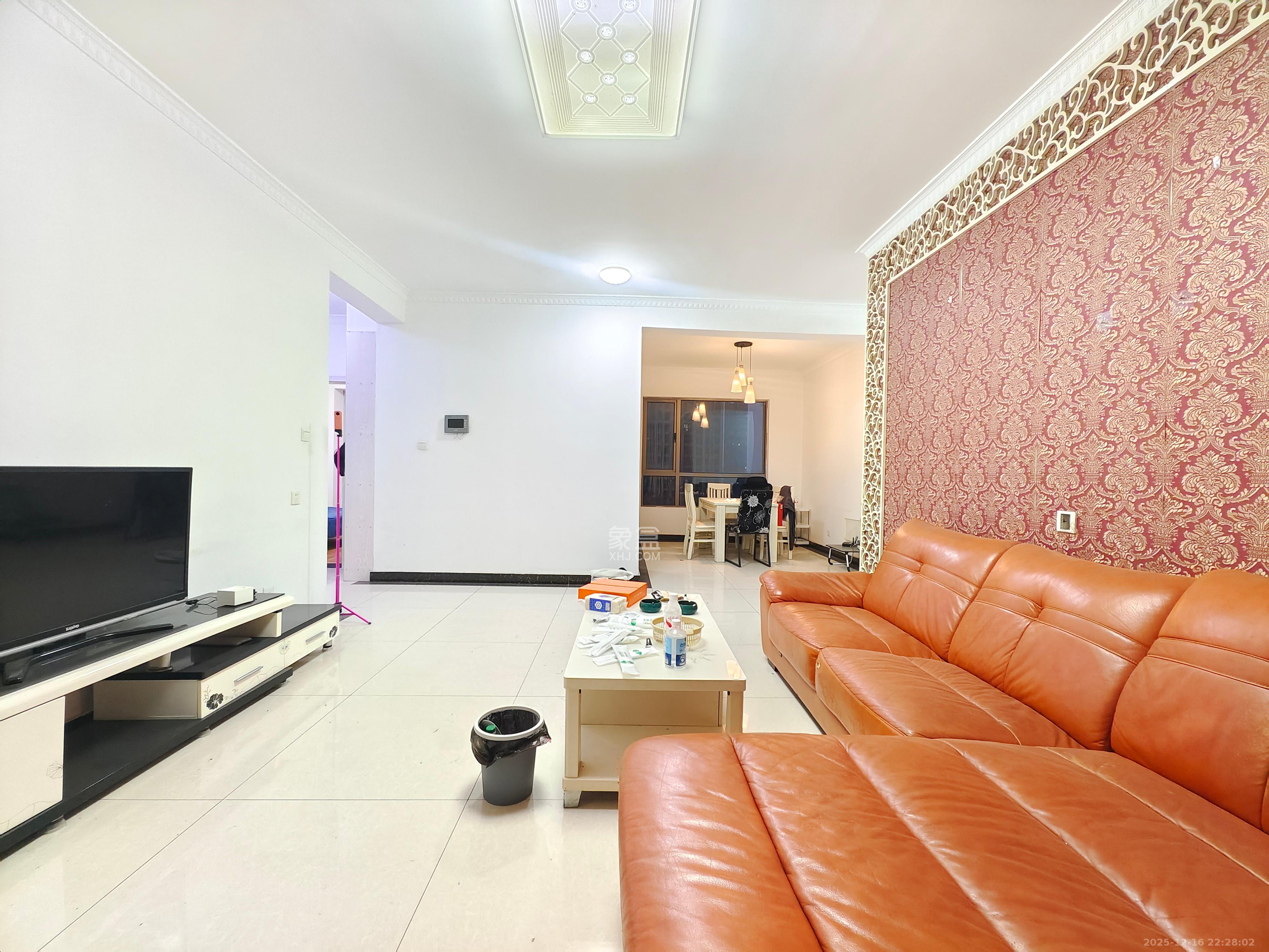 世茂铂翠湾一期