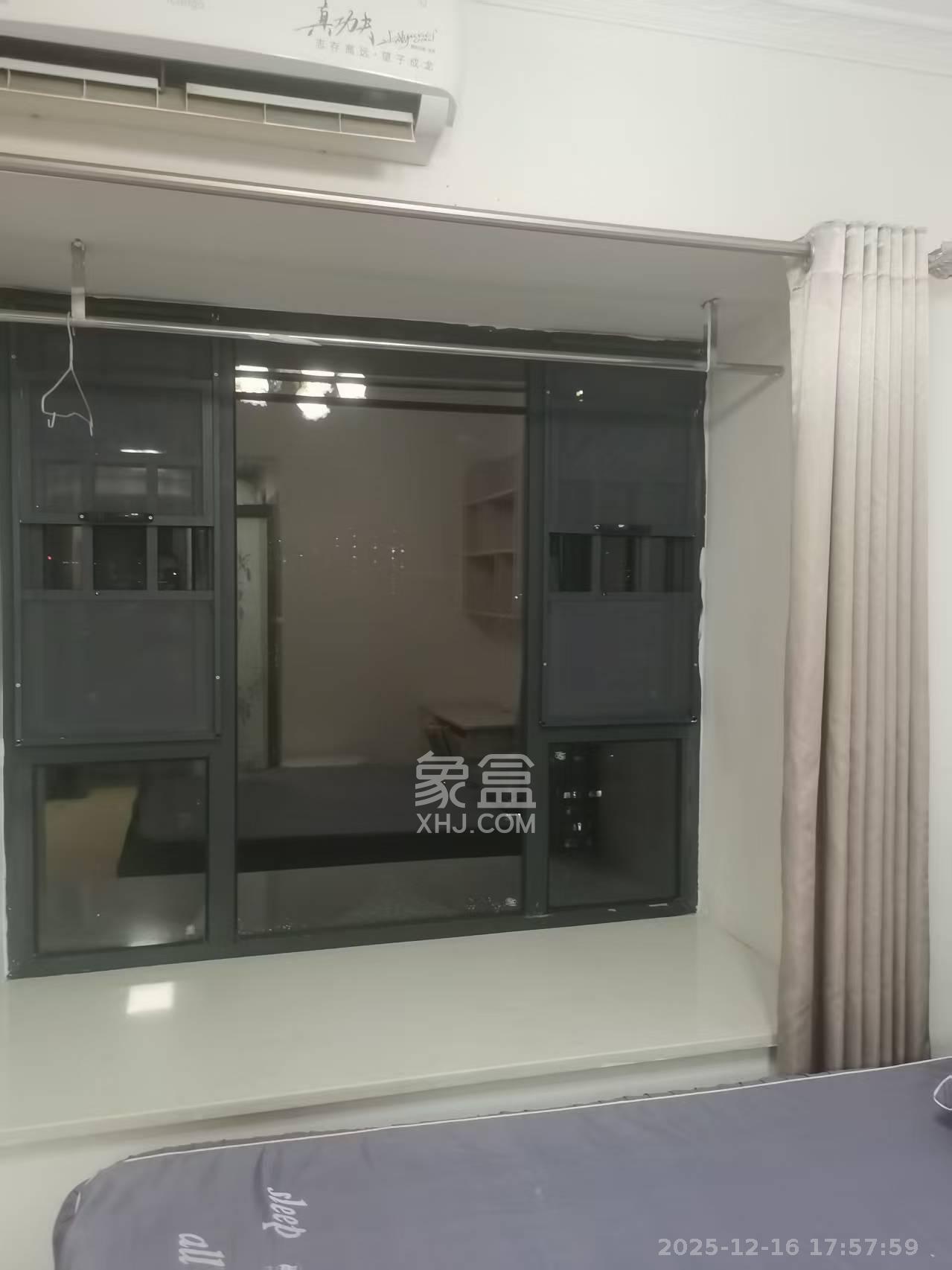 好莱城（弘德西街）  1室1厅1卫    1100.0元/月