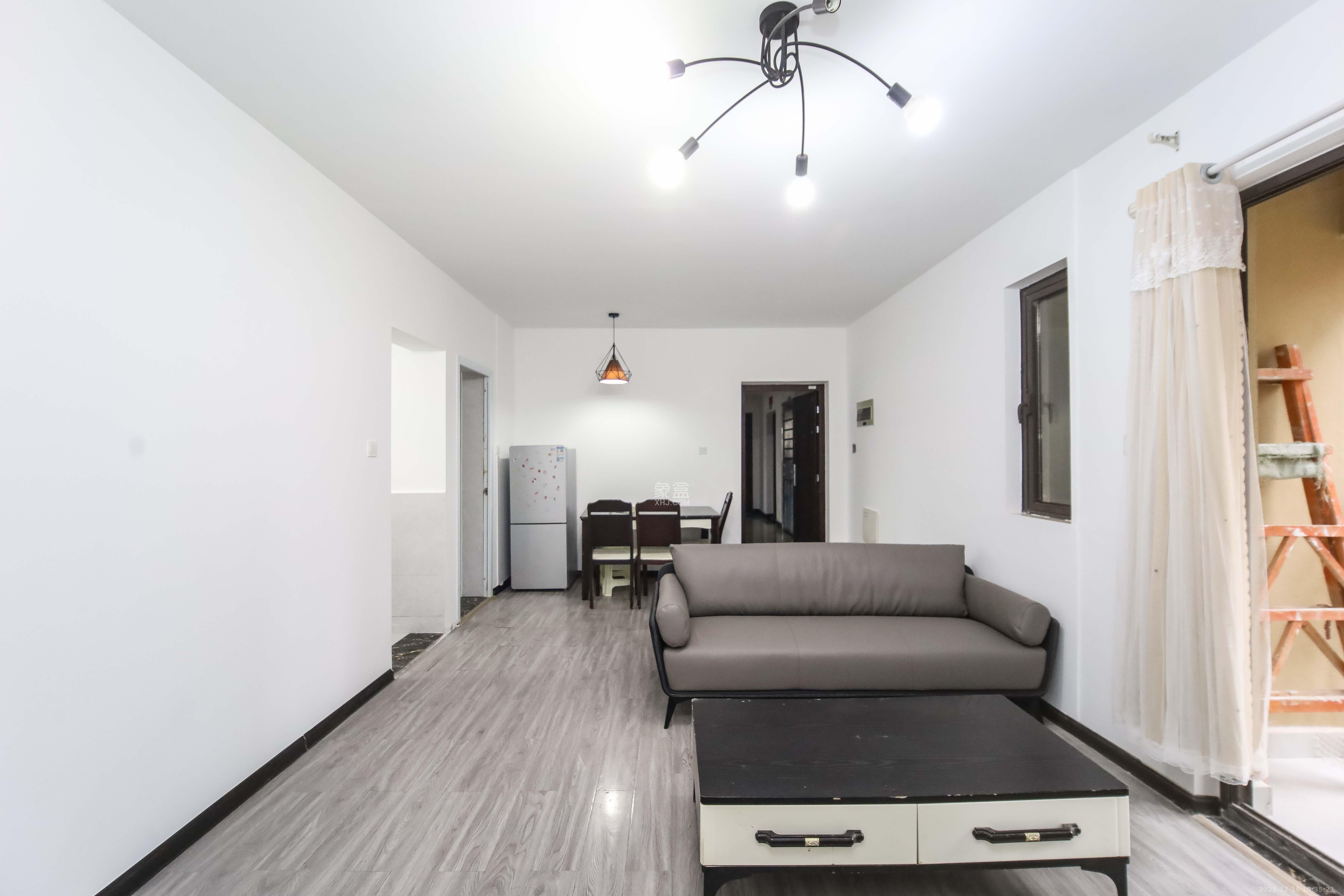 中欣楚天熙苑  3室2厅2卫    85.0万