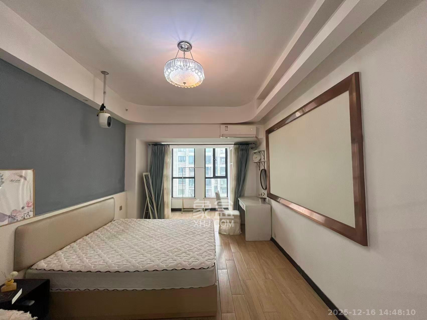 梅溪国际公寓（步步高新天地）  1室1厅1卫    1500.0元/月