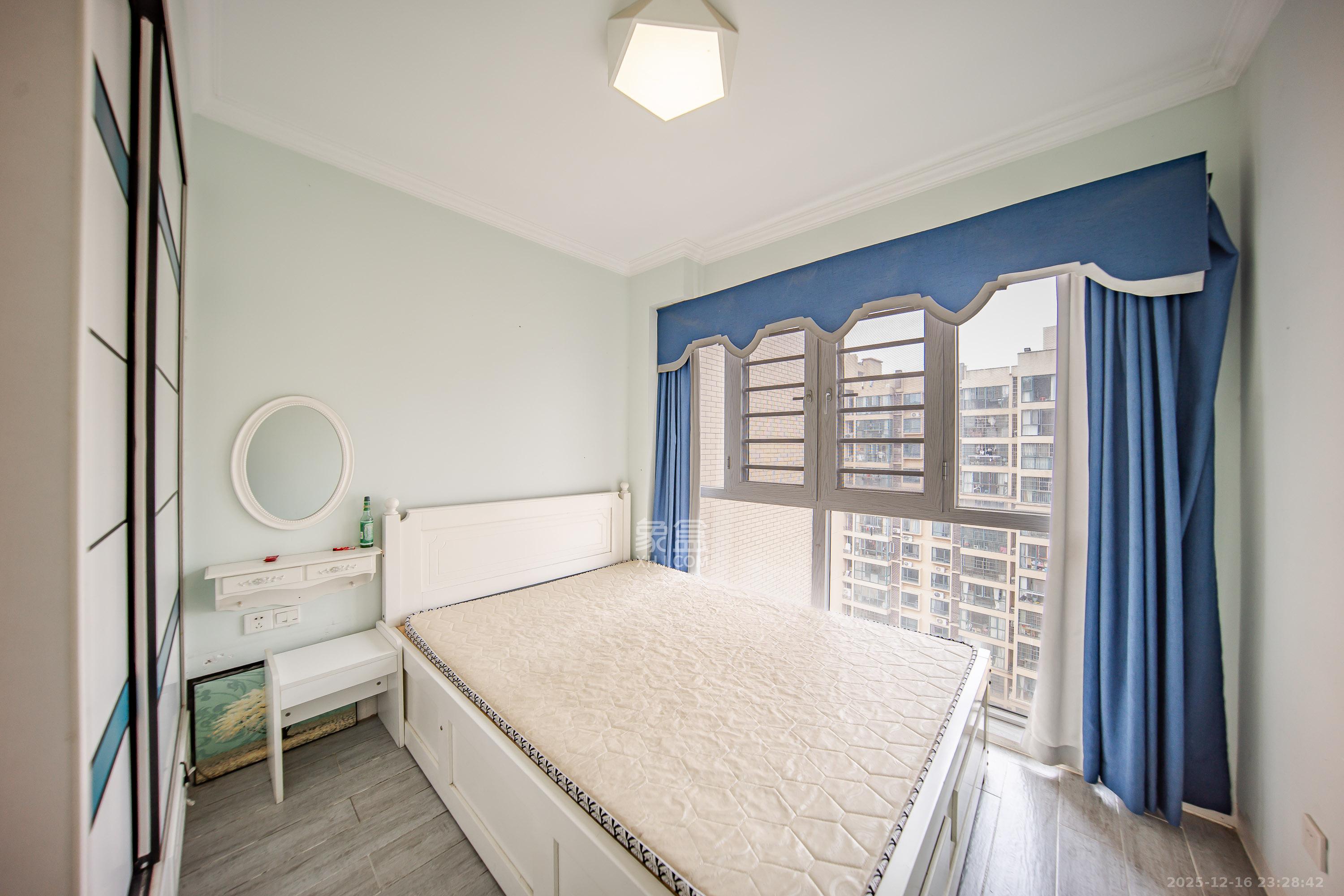 洋湖时代  3室2厅1卫    68.8万卧室