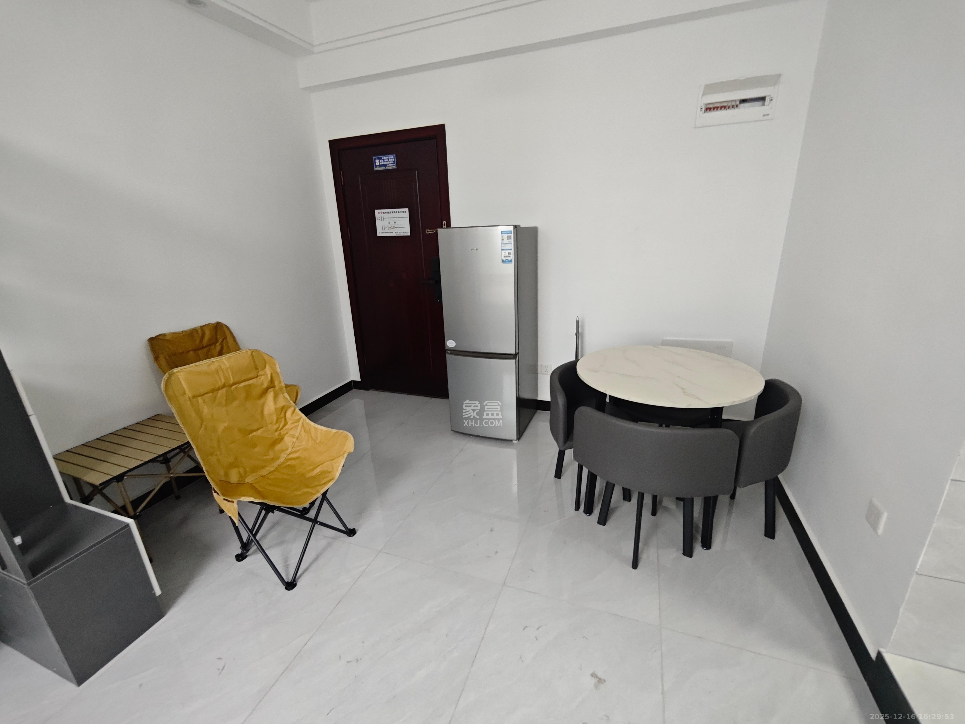 东方银座（东方摩卡）  1室1厅1卫    1400.0元/月