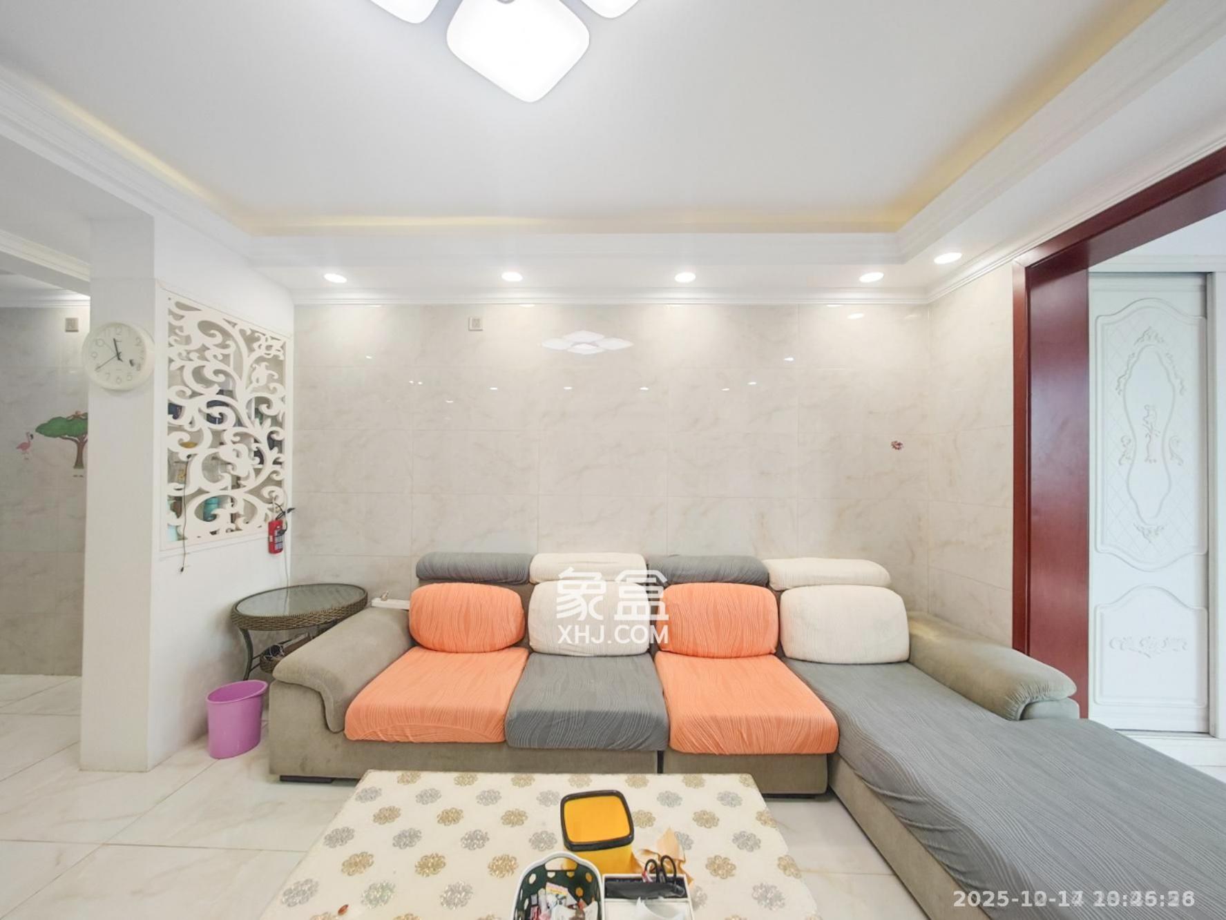 中豪城南时代（中豪南苑）  4室2厅2卫    85.0万