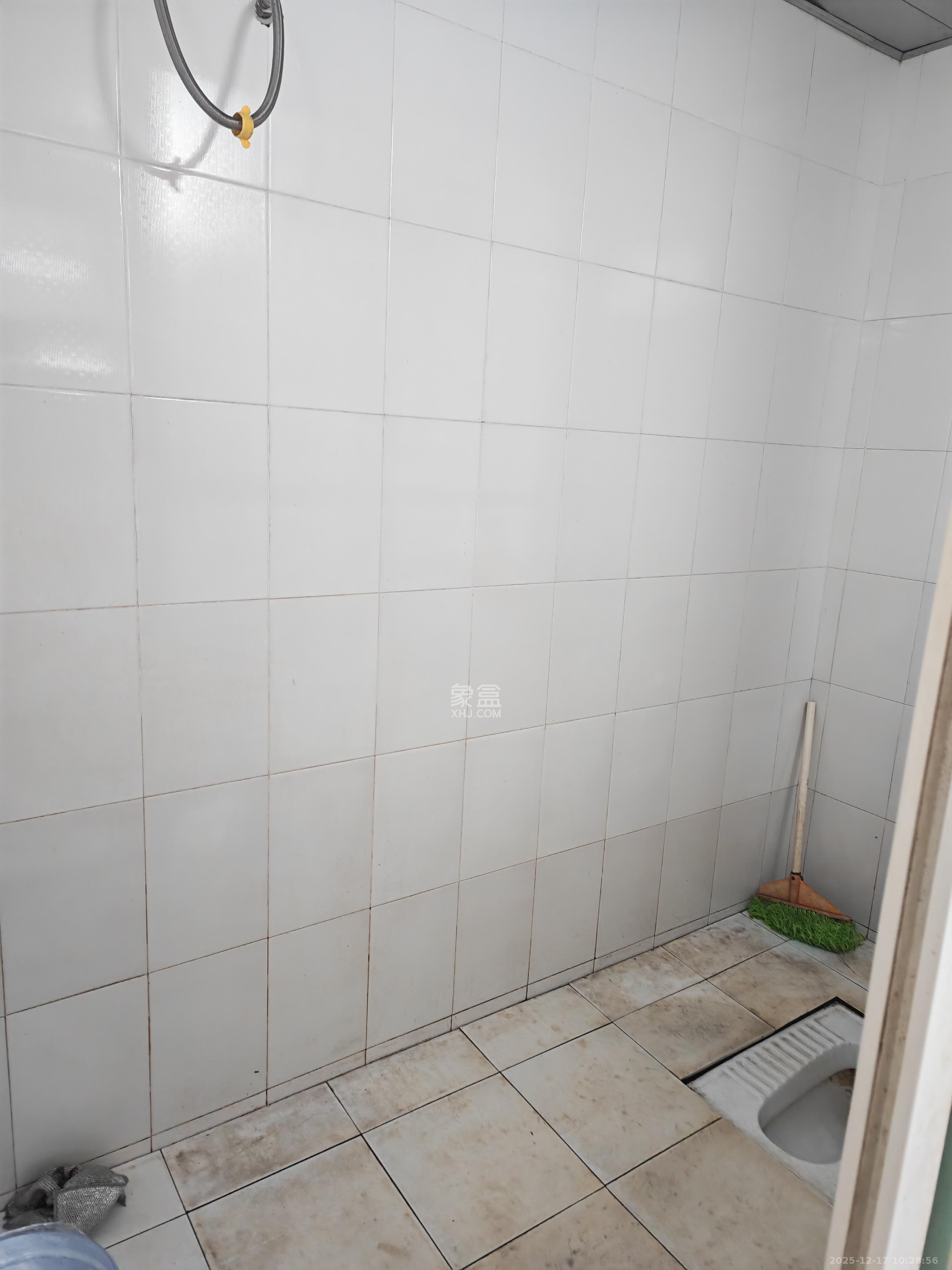 红星商务楼（红星蔬菜批发大市场）   69.0㎡      1000.0元/月室内图