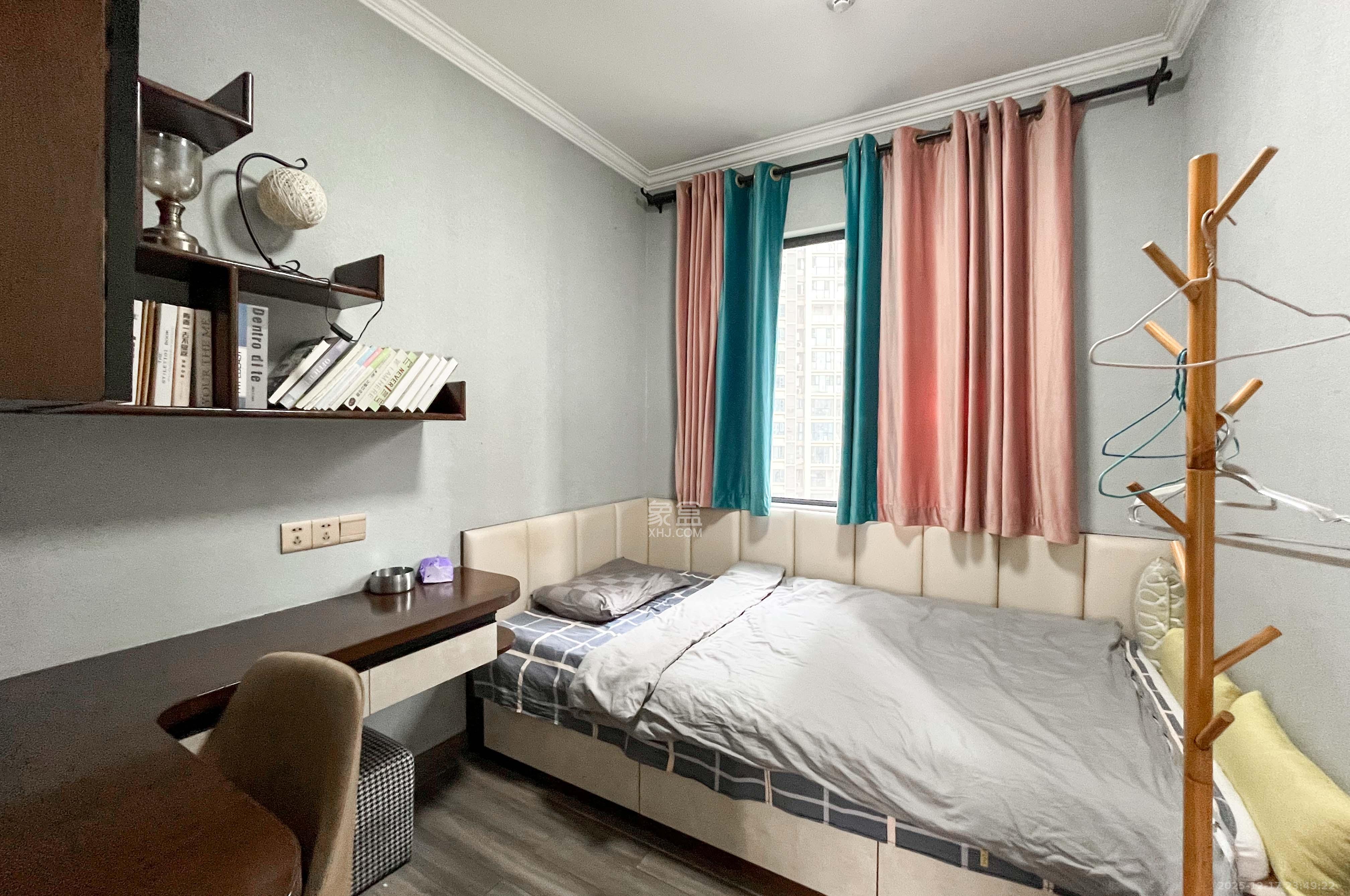 中建梅溪湖中心  4室2厅2卫    192.0万其他