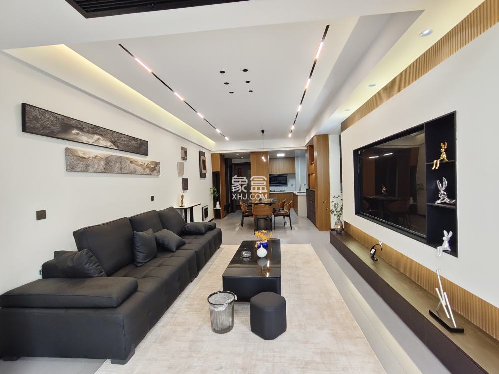 阳光城新城樾府  3室2厅2卫    73.0万