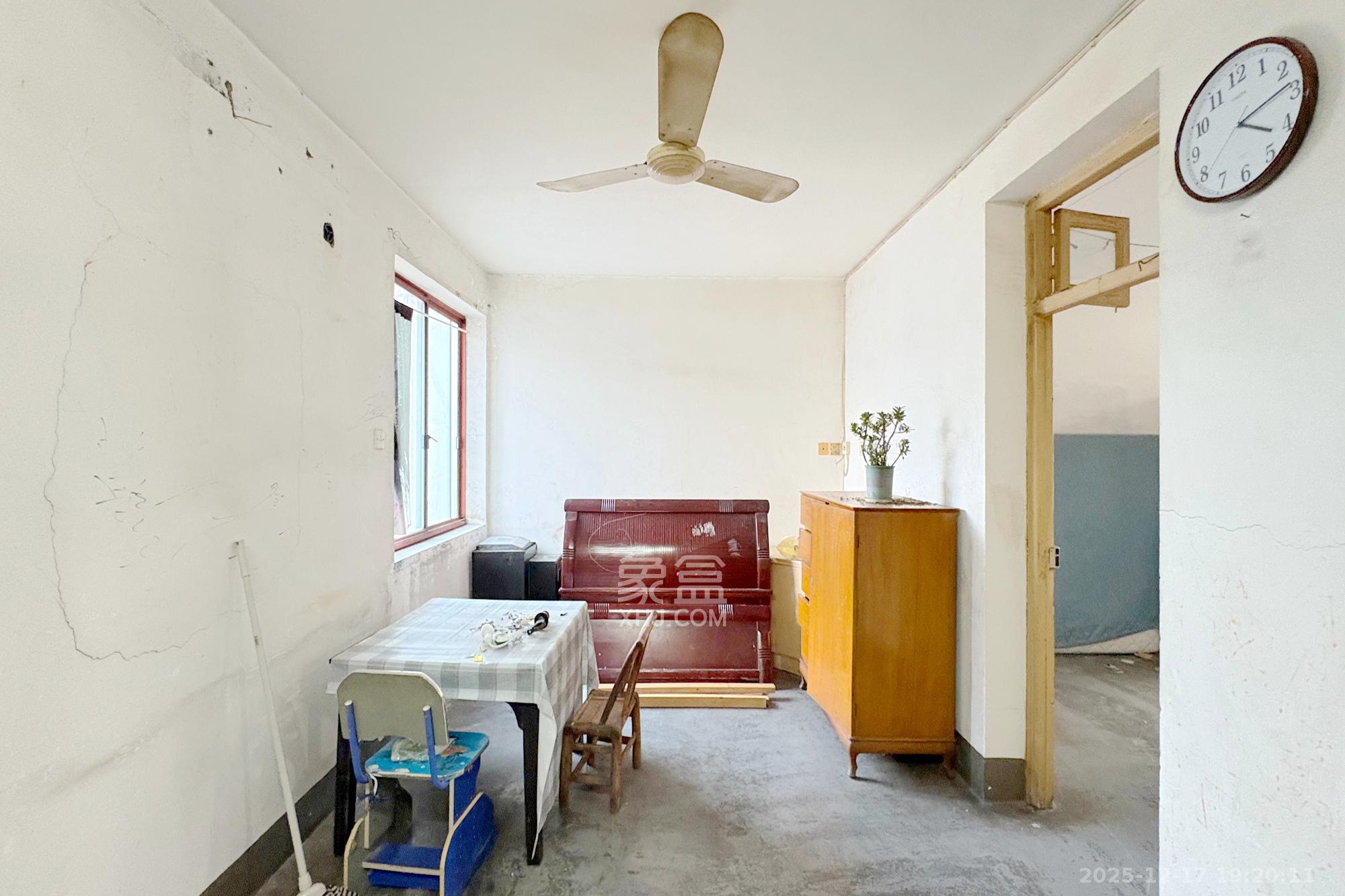 人民新村  2室1厅1卫    38.0万