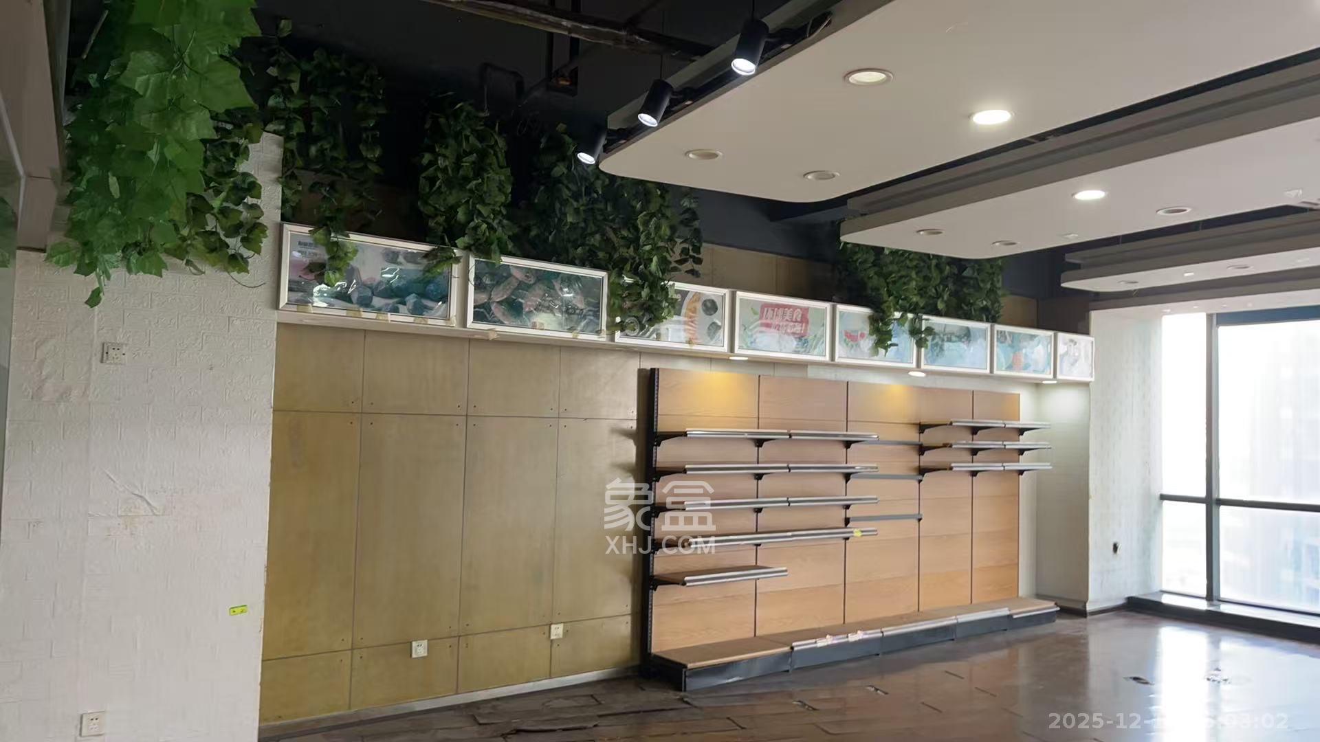 中天广场   100.0㎡      4800.0元/月室内图