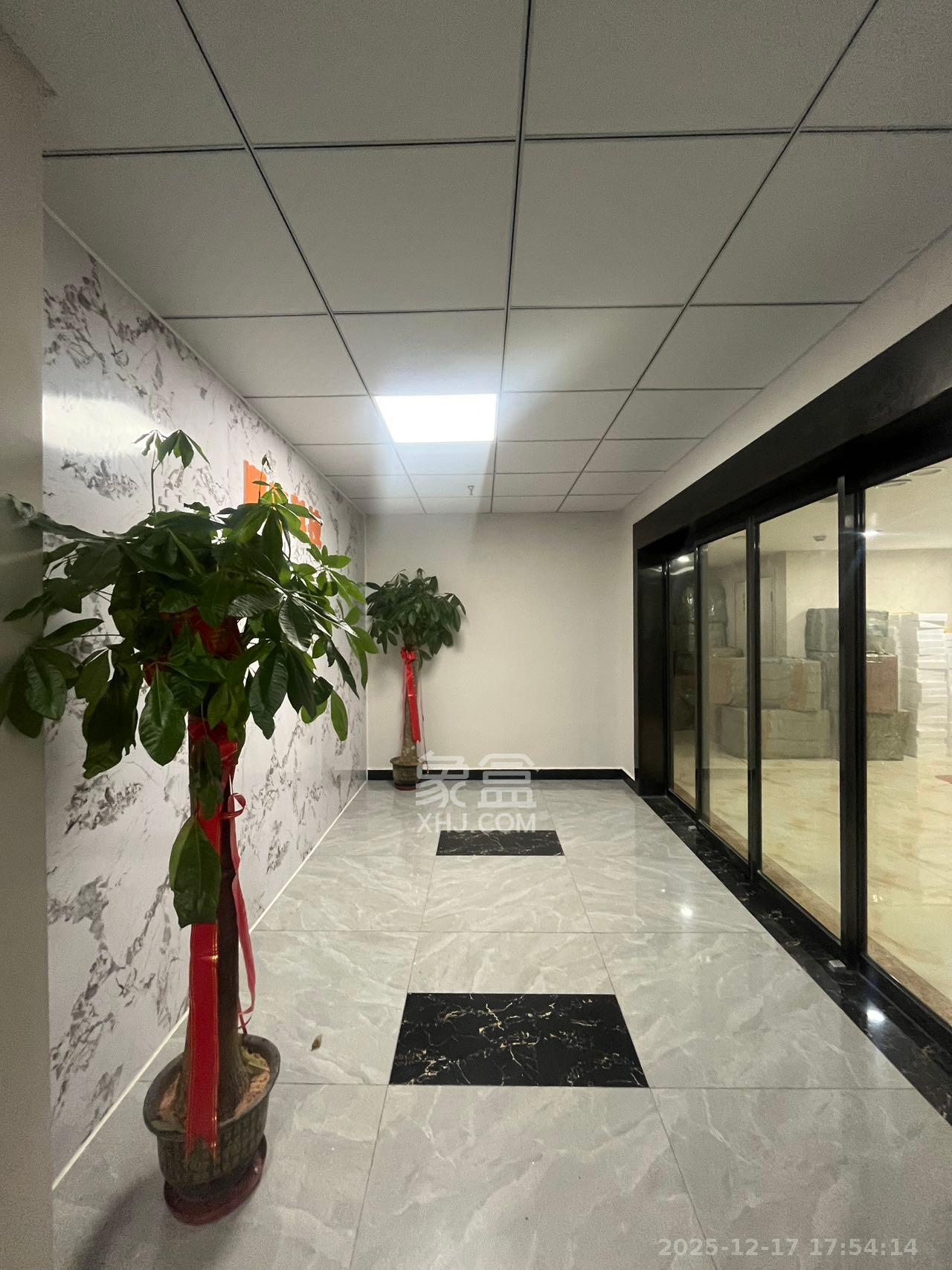 星城荣域   175.0㎡      6800.0元/月室内图