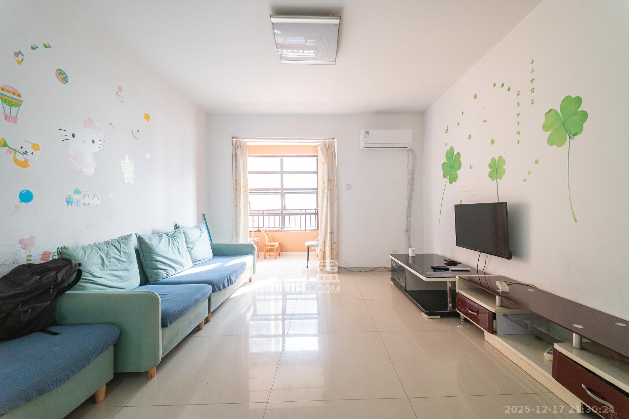 华润凤凰城一期  2室2厅1卫    50.0万