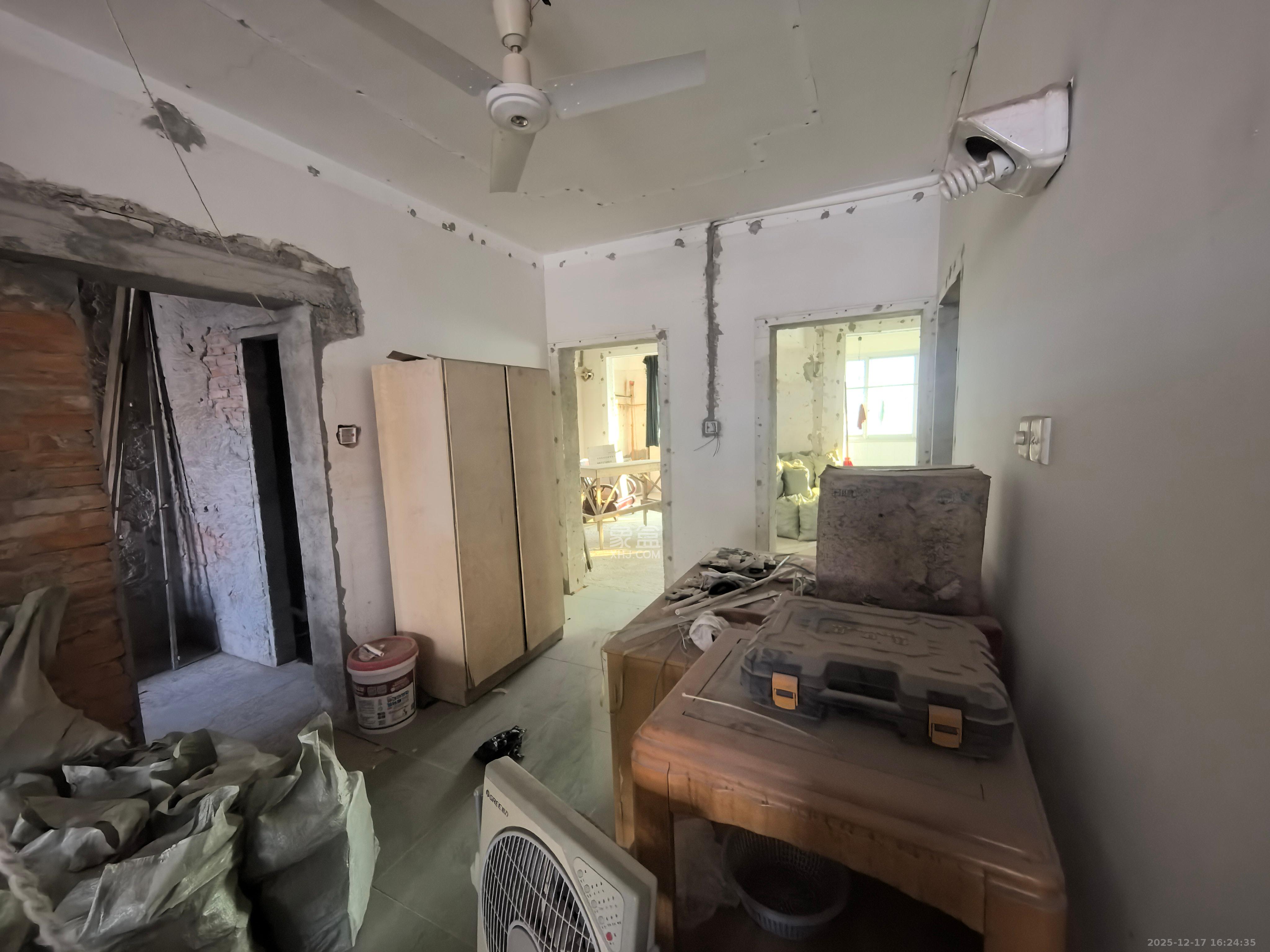 复兴街（陈家巷）散盘  3室2厅1卫    3000.0元/月