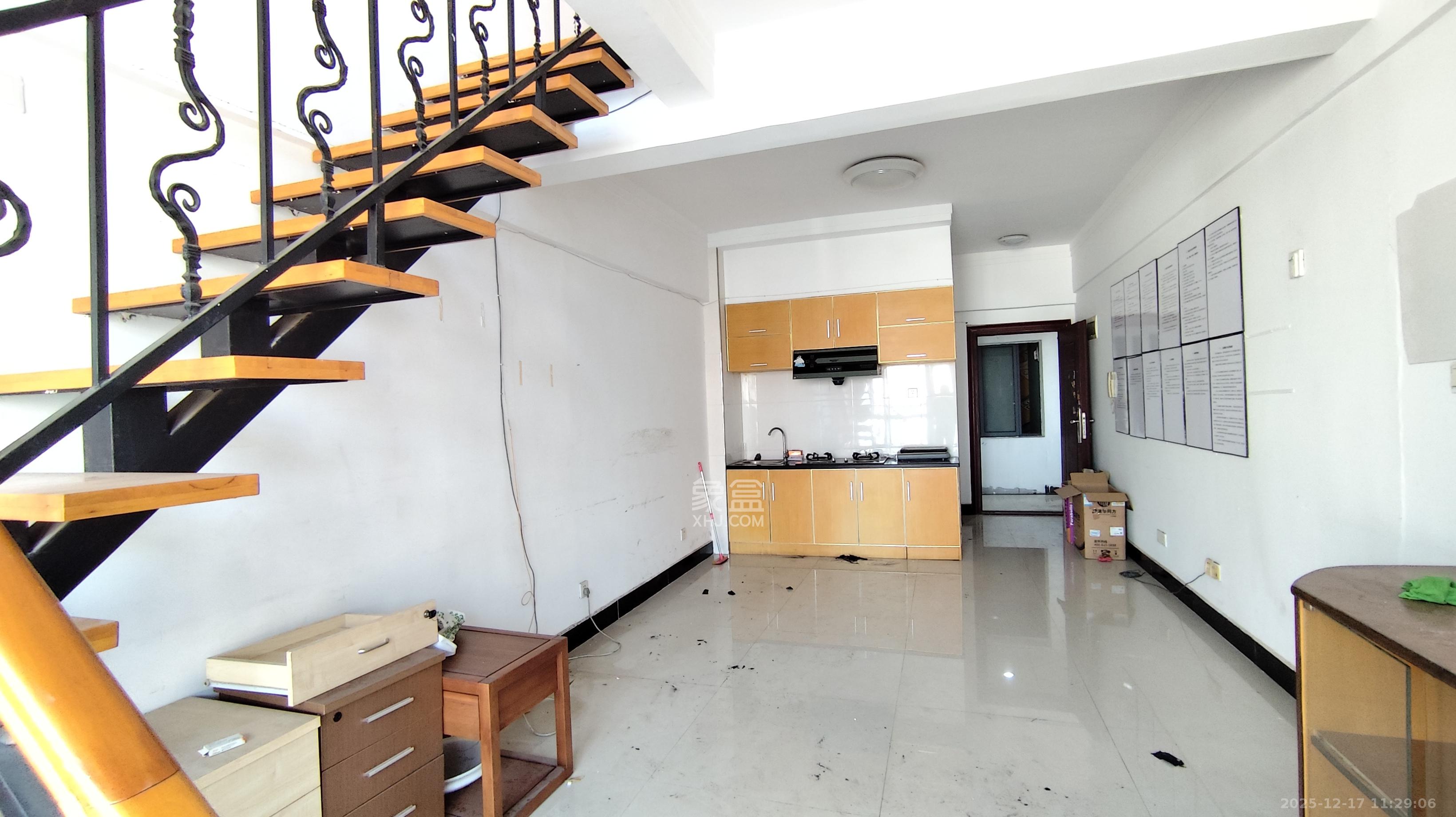 华翼府   71.0㎡      2000.0元/月