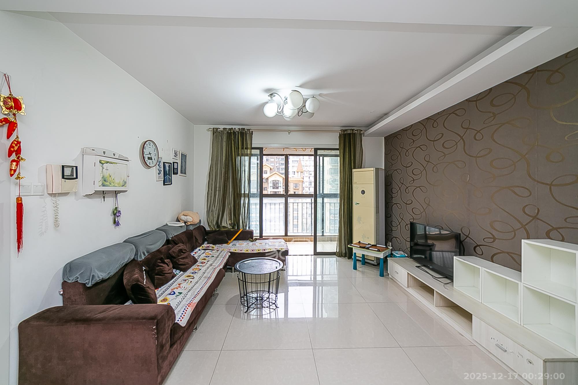 钱隆樽品(一、二、三期)  3室2厅1卫    89.8万