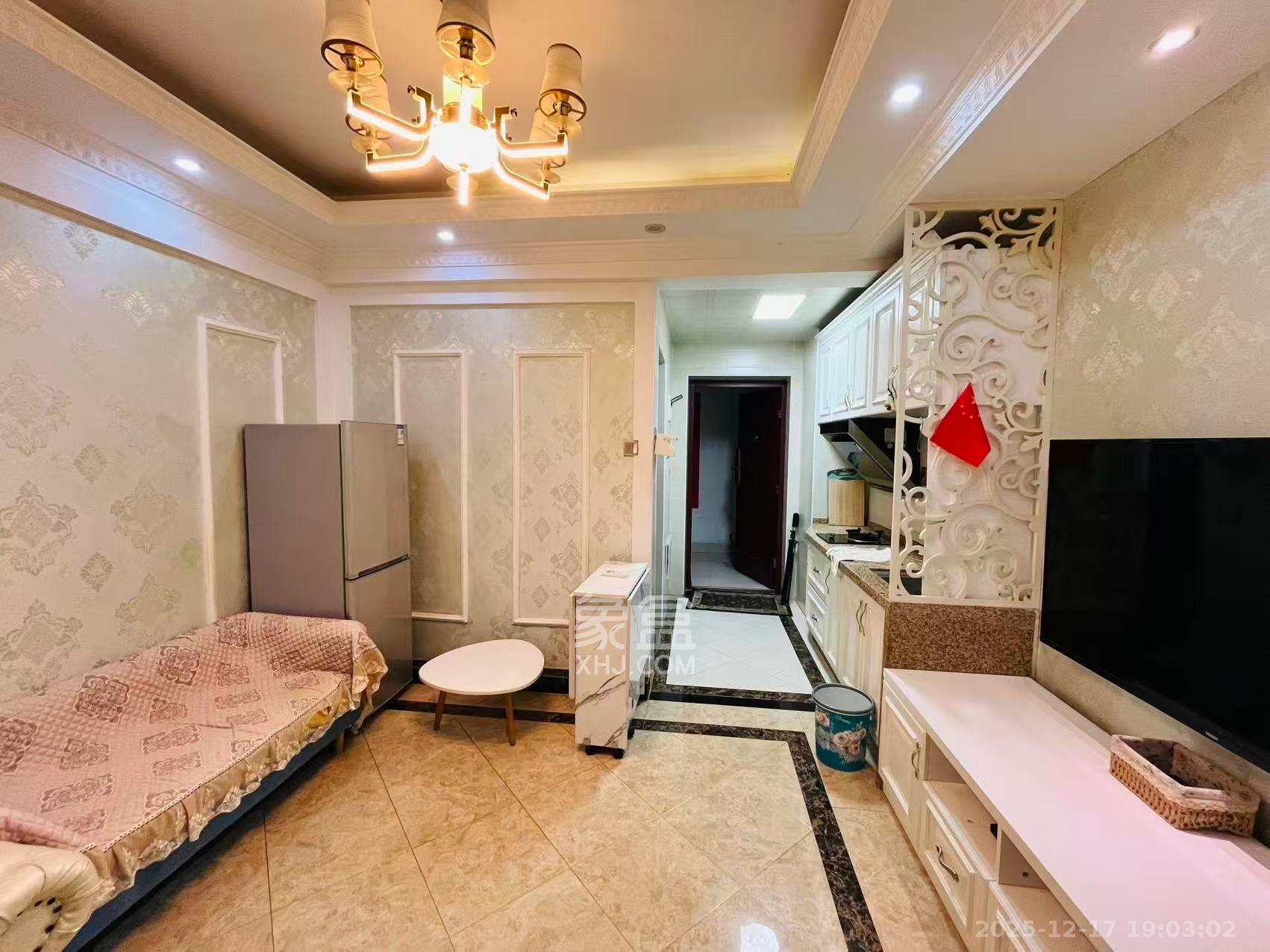 克拉美丽山庄（晟领国际）一期  1室1厅1卫    1300.0元/月