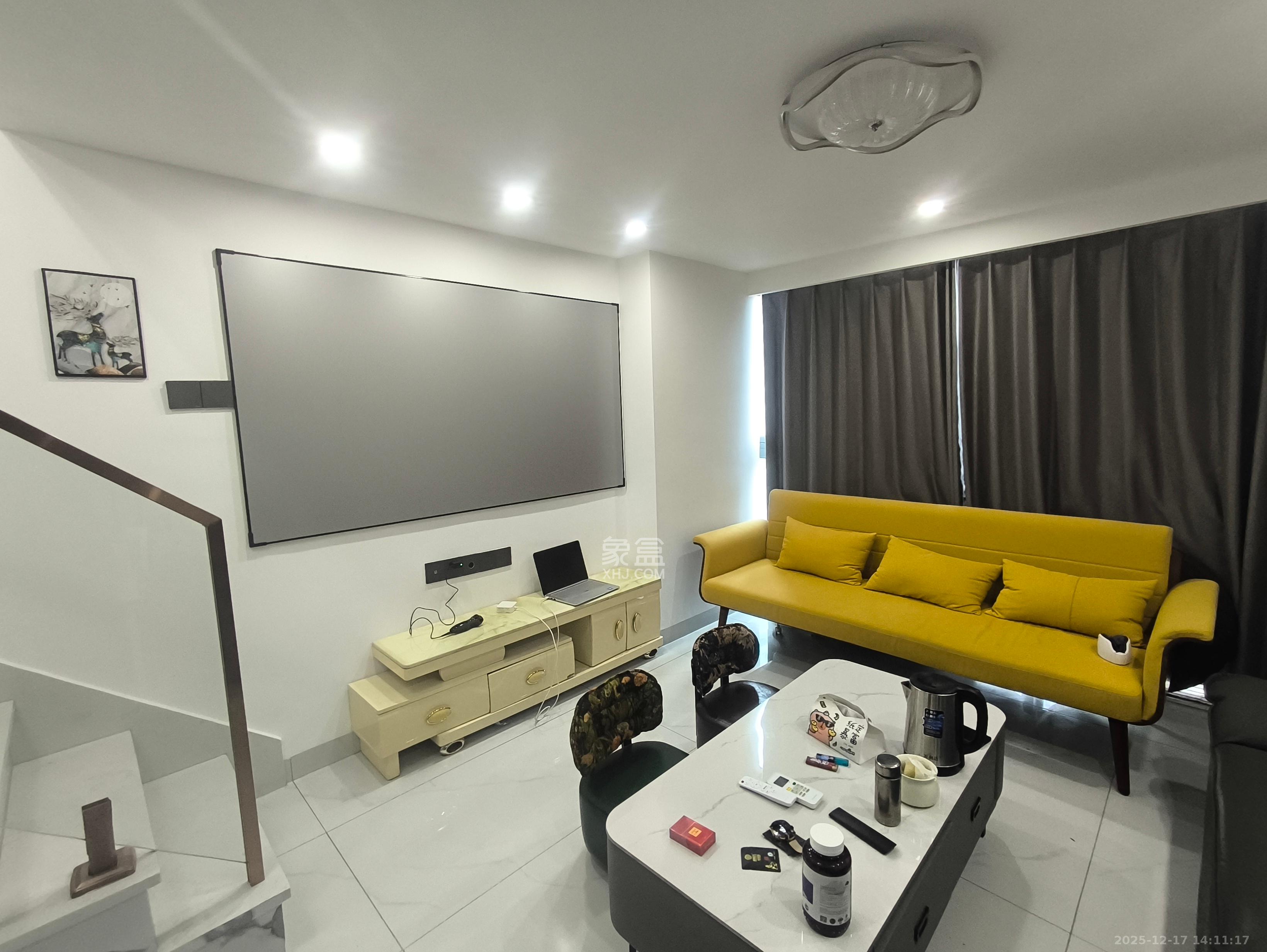 绿地V岛B区  1室0厅0卫    2200.0元/月