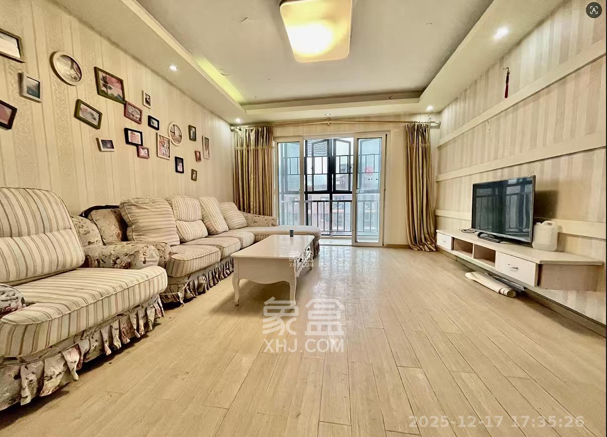 联美品格  3室2厅1卫    1900.0元/月