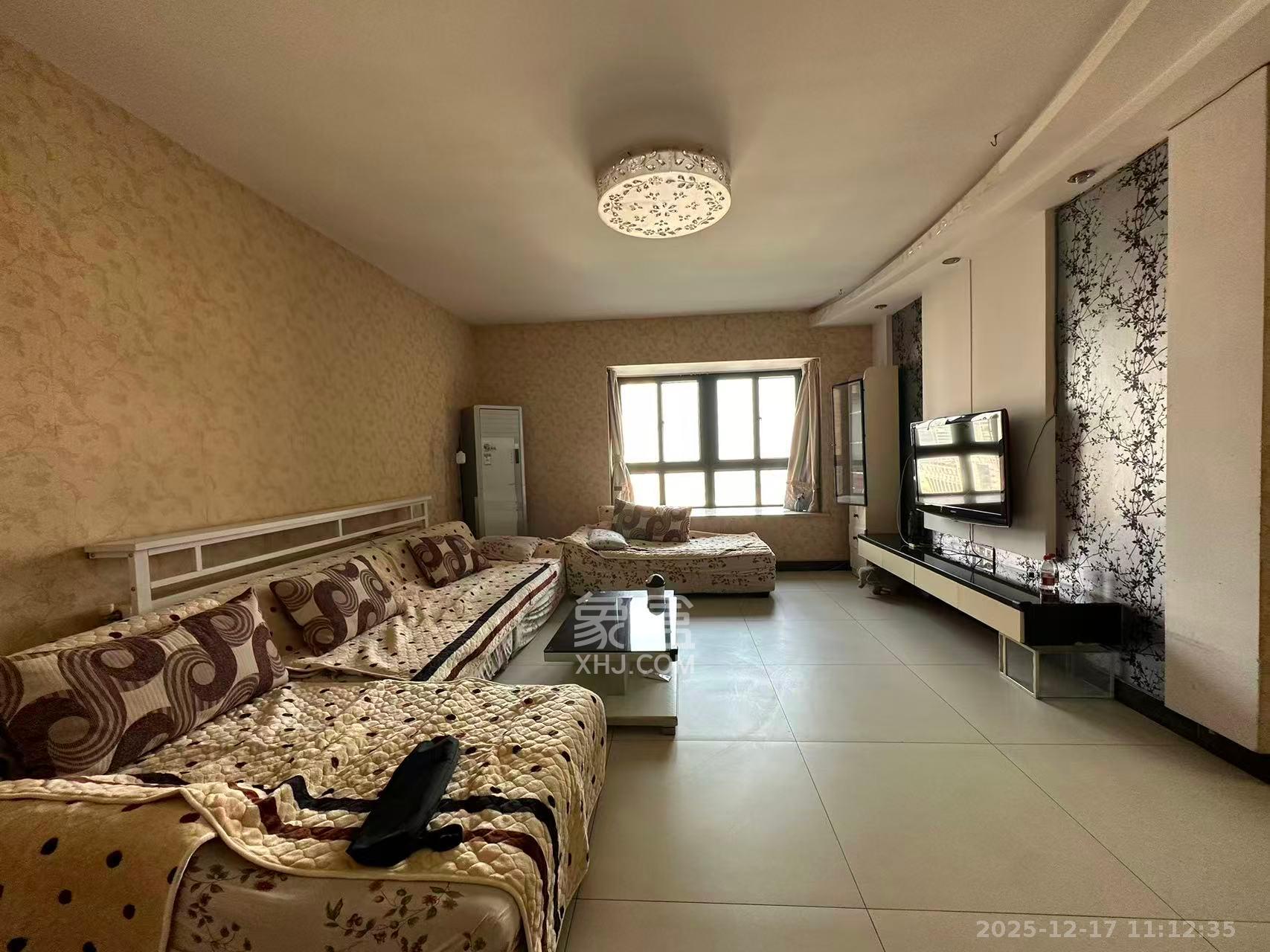 东玺门  3室2厅2卫    3000.0元/月