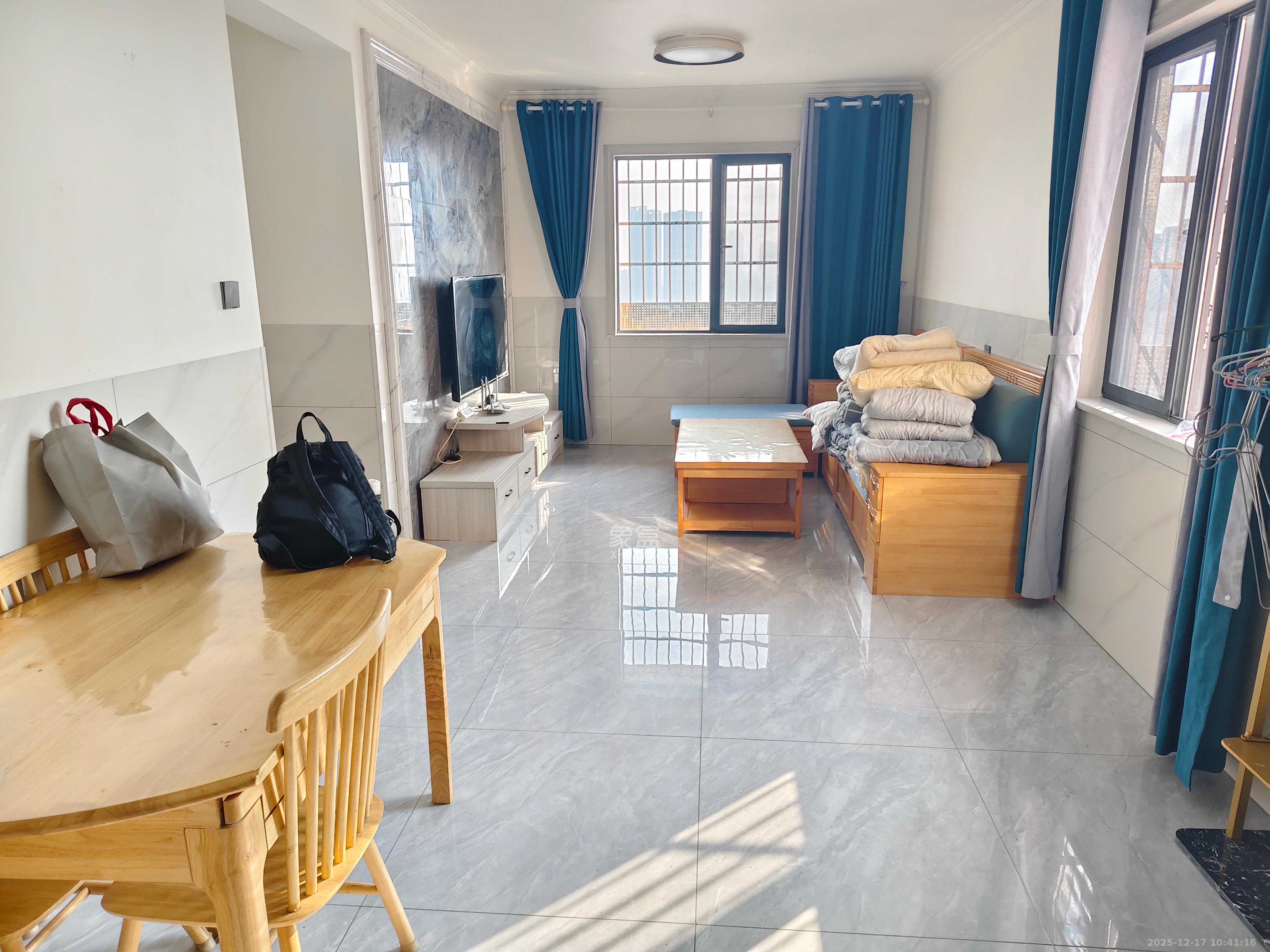 吉泰园安置小区  3室2厅1卫    3000.0元/月