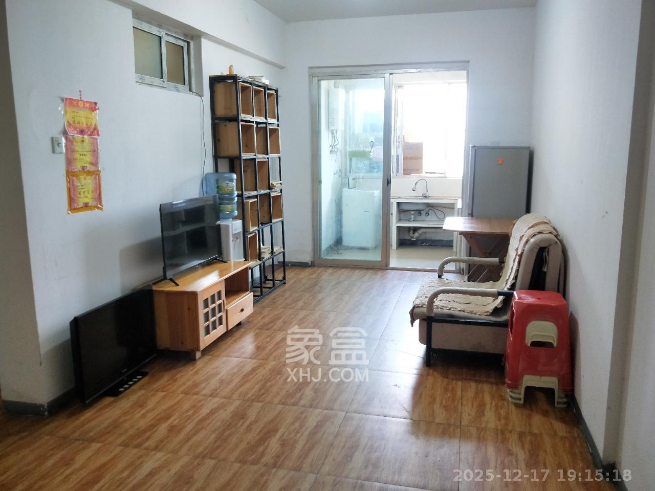 观湖公寓  2室1厅1卫    1700.0元/月