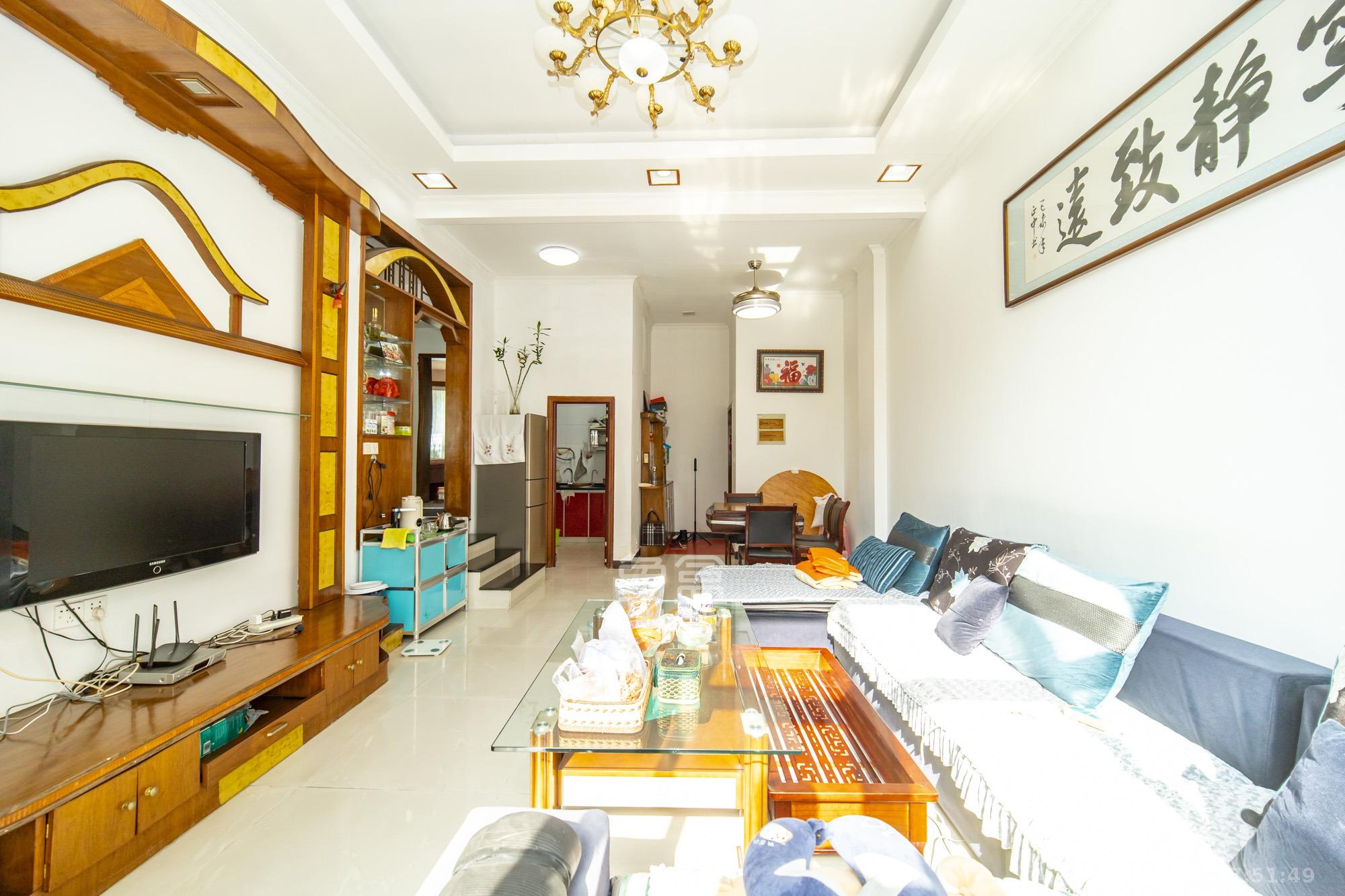 领秀星城（领秀新城）  2室2厅1卫    46.0万