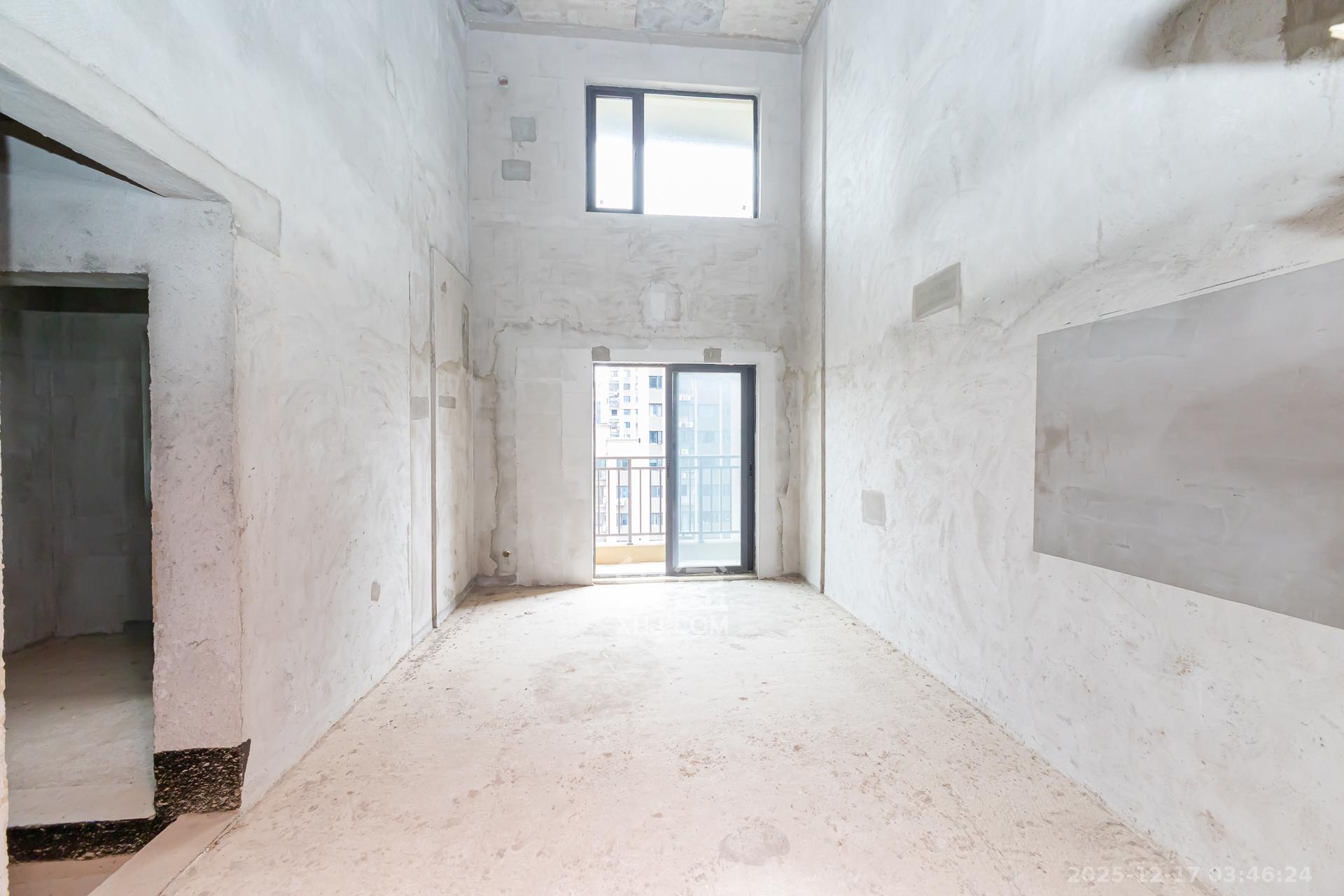 勤诚达境界城  4室2厅2卫    65.8万