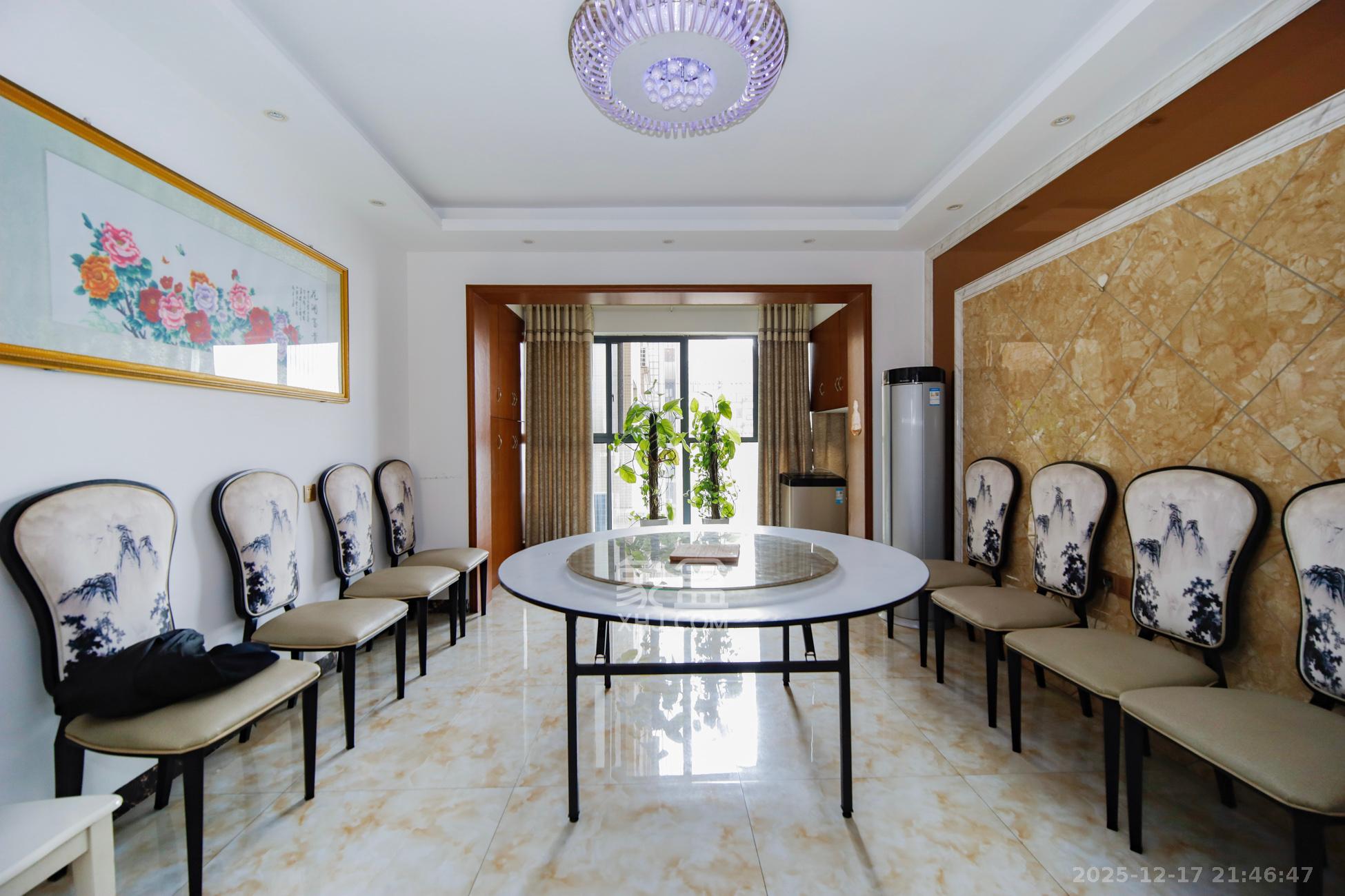 园康星都荟  4室2厅2卫    100.0万