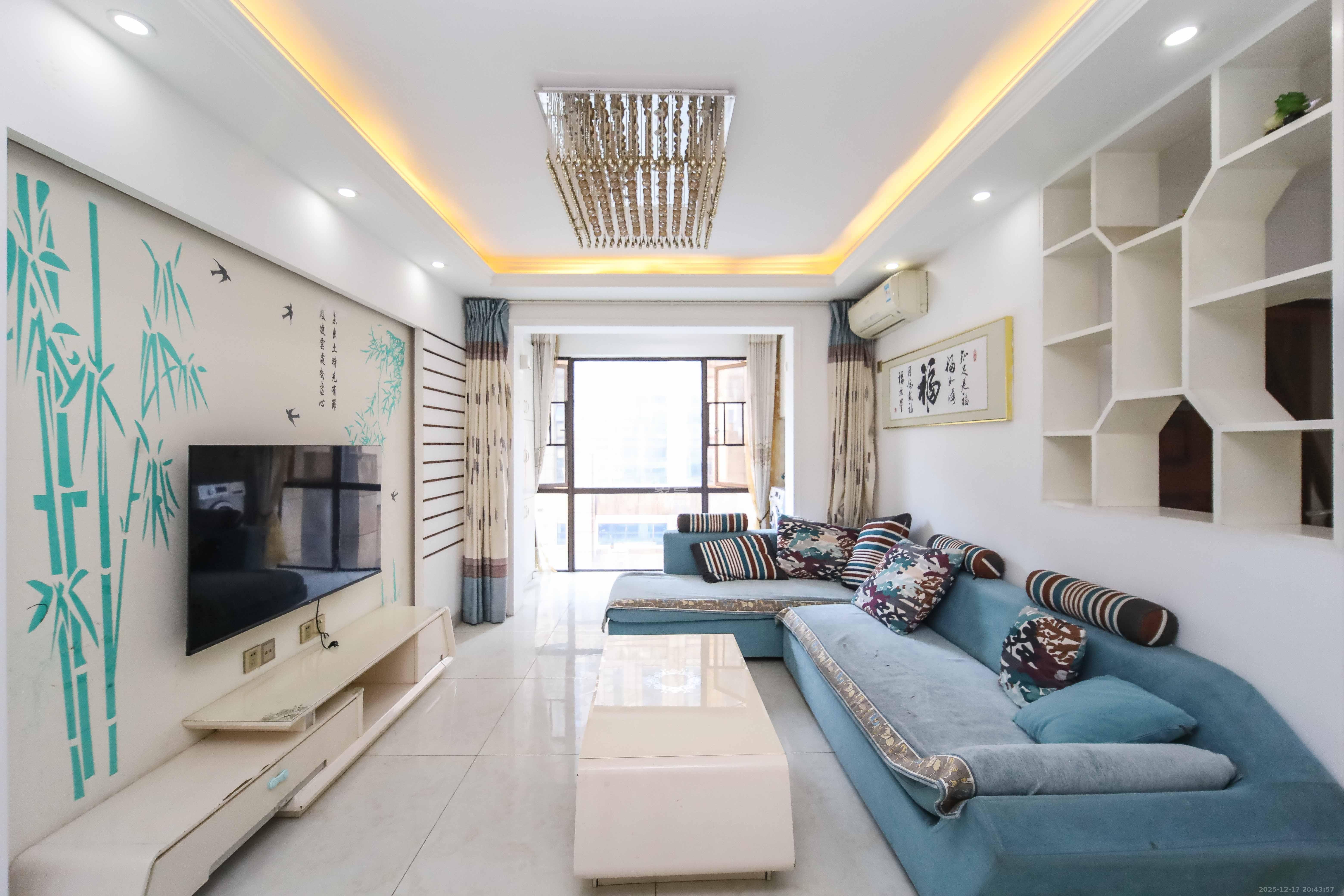 天下一家  3室2厅2卫    85.0万