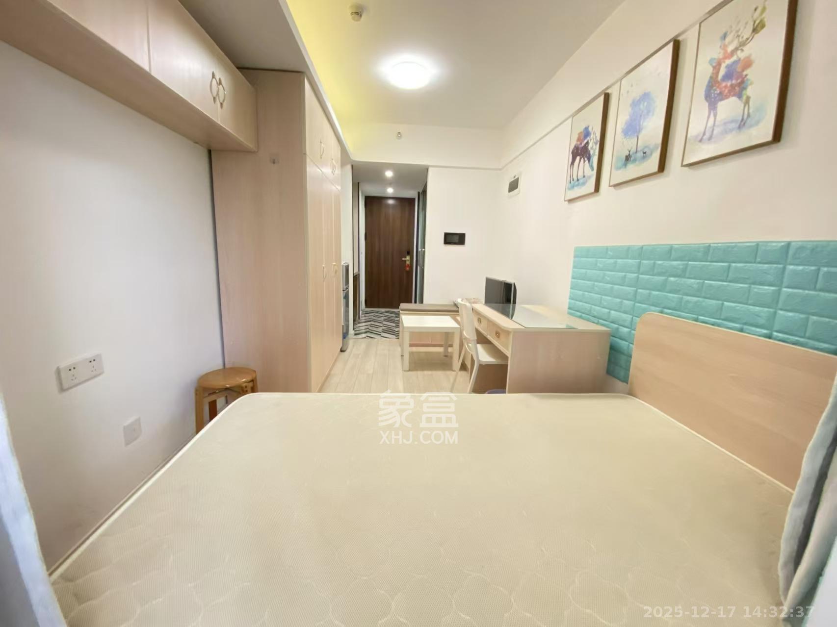 万科金域缇香  1室1厅1卫    1300.0元/月