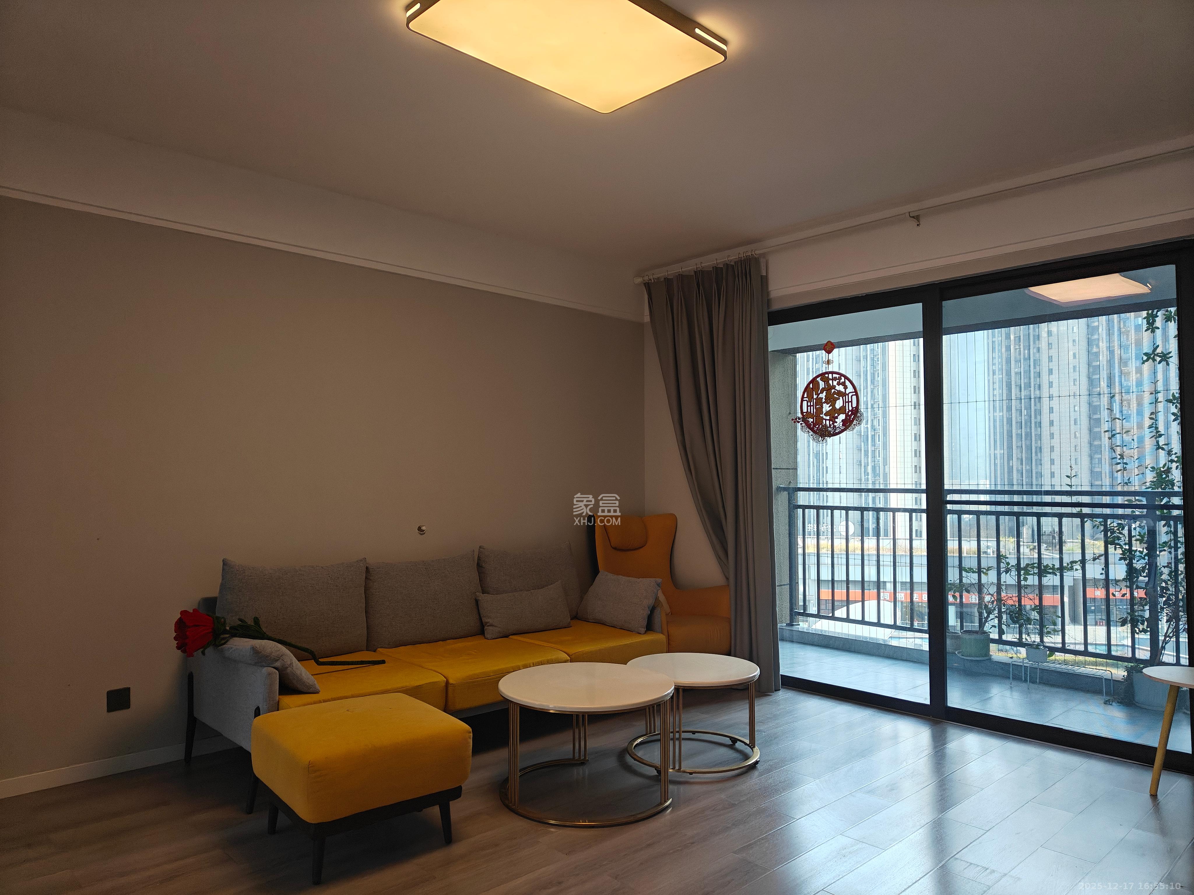 中国铁建梅溪青秀三期  4室2厅1卫    3600.0元/月